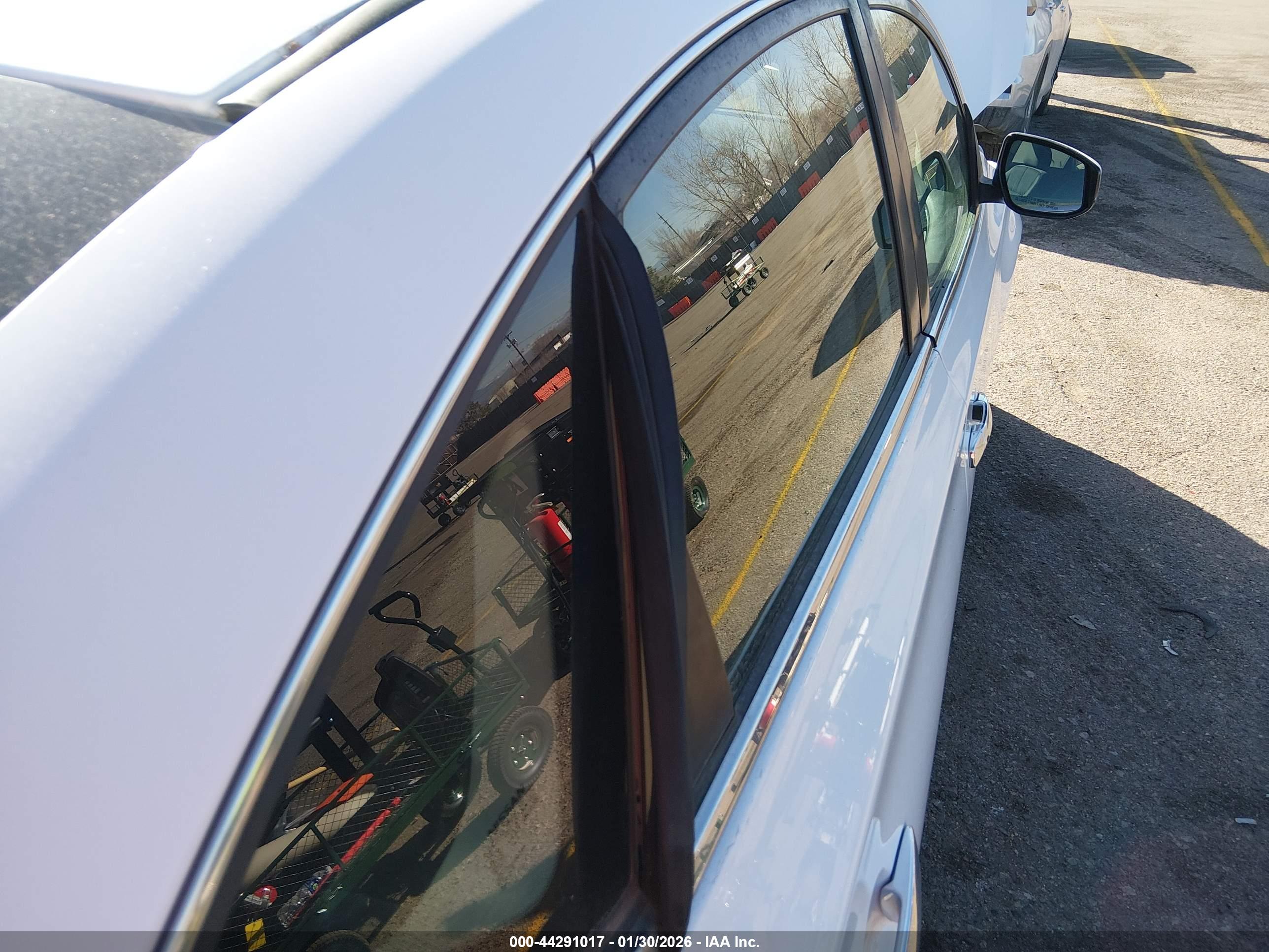 NISSAN SENTRA image 6