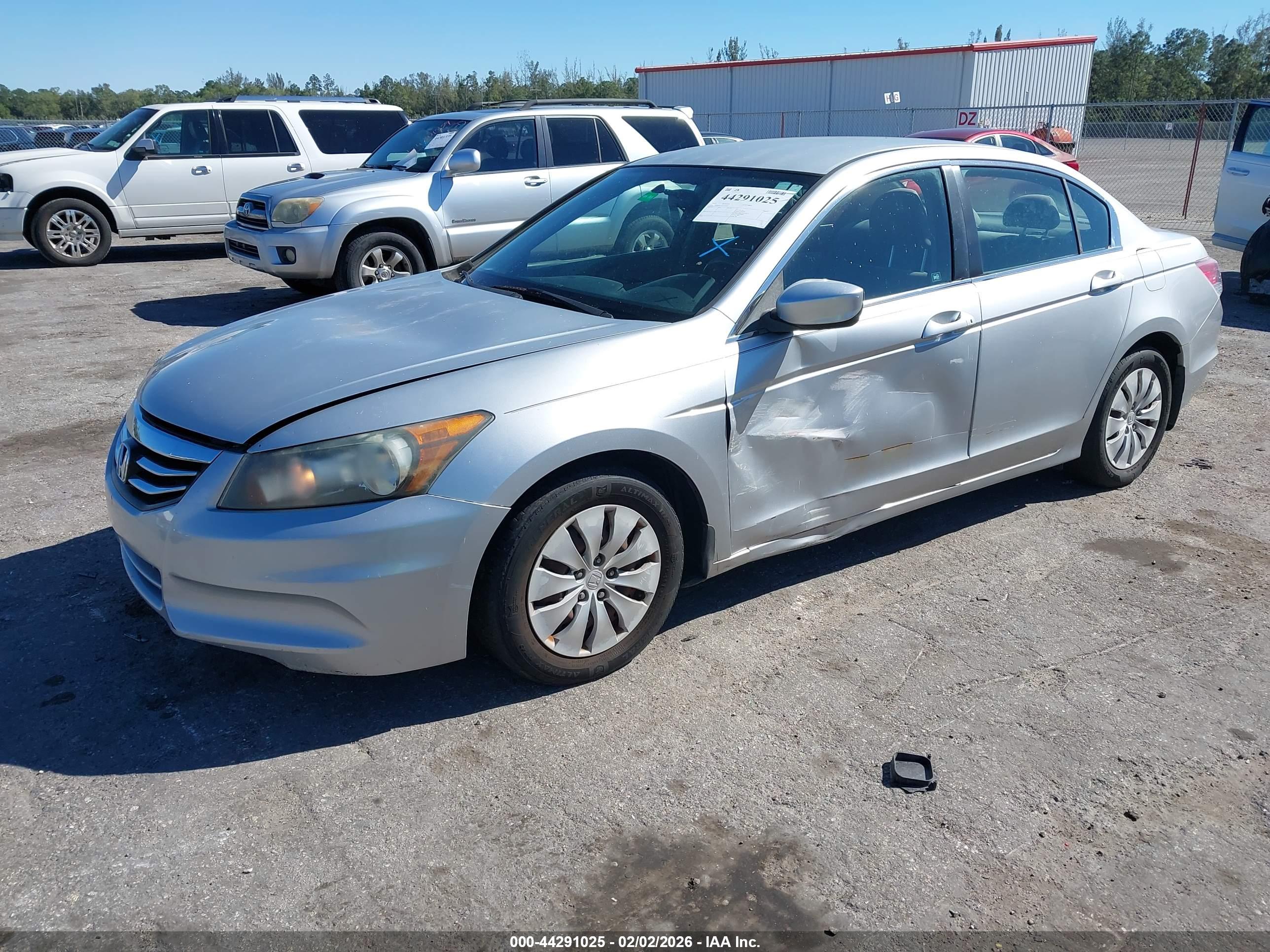 HONDA ACCORD image 2