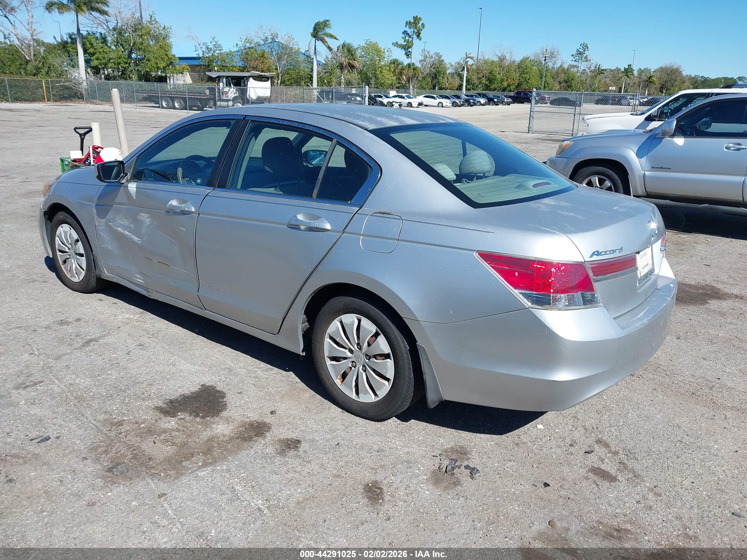 HONDA ACCORD image 3