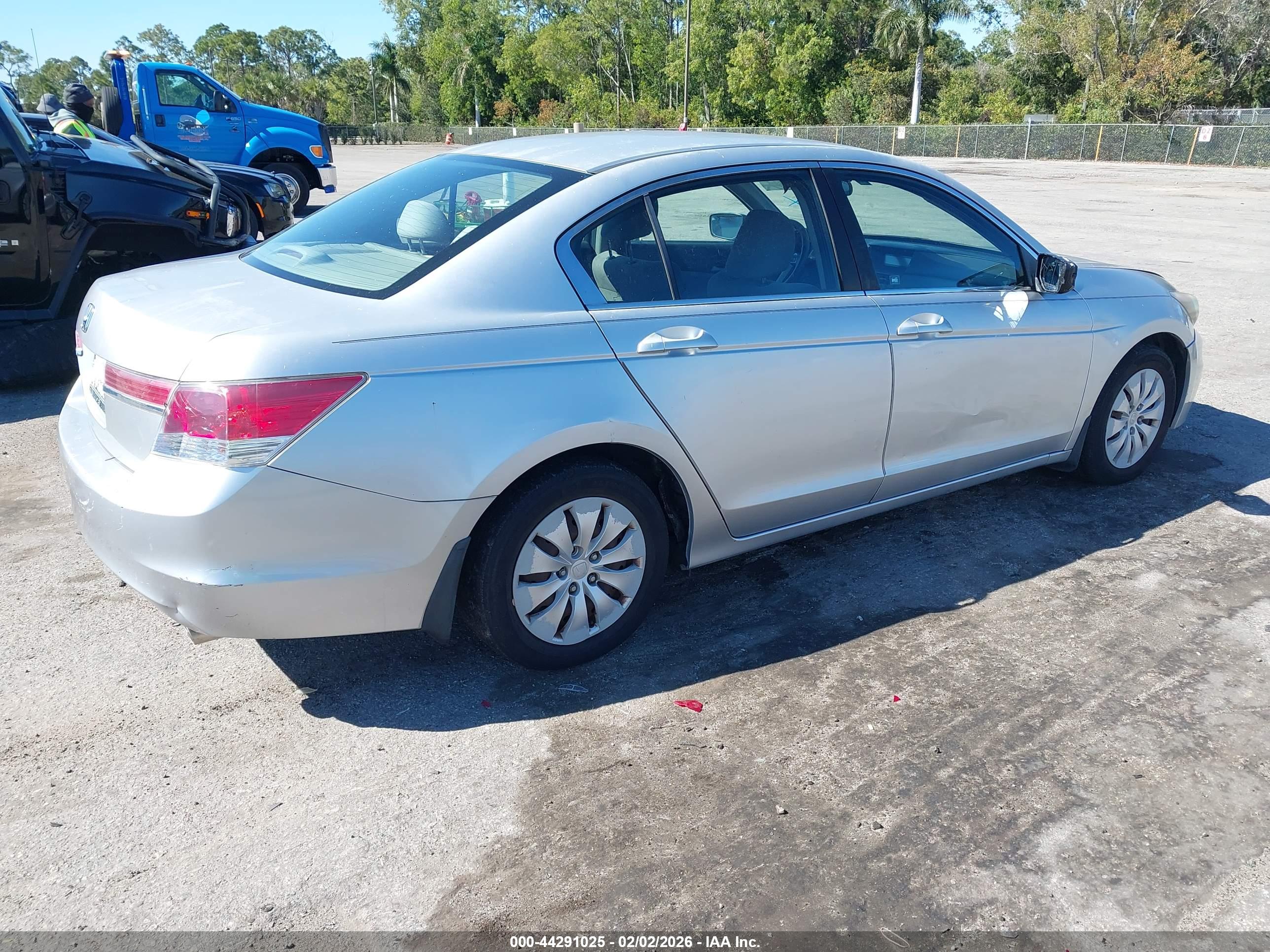HONDA ACCORD image 4
