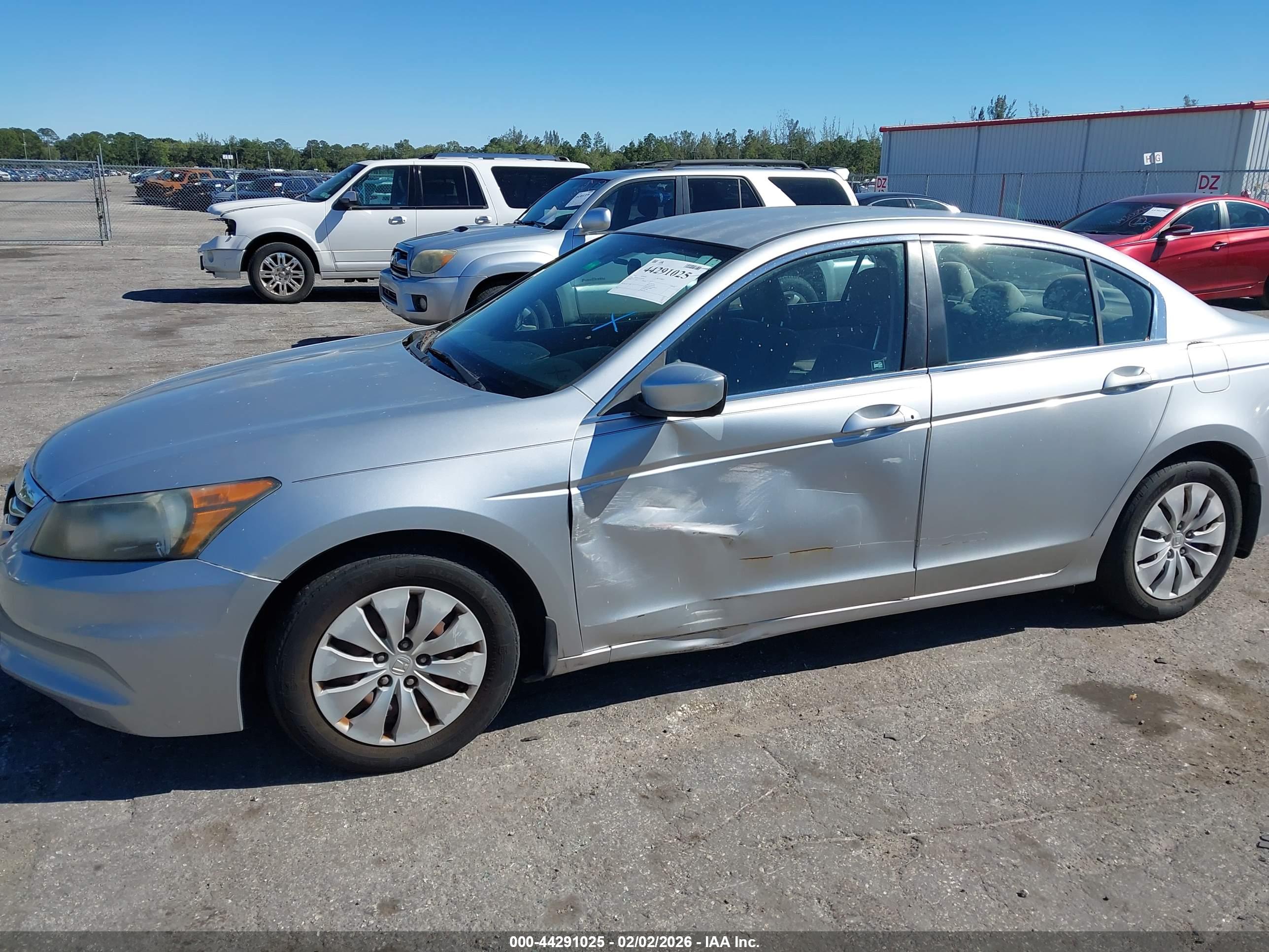 HONDA ACCORD image 6