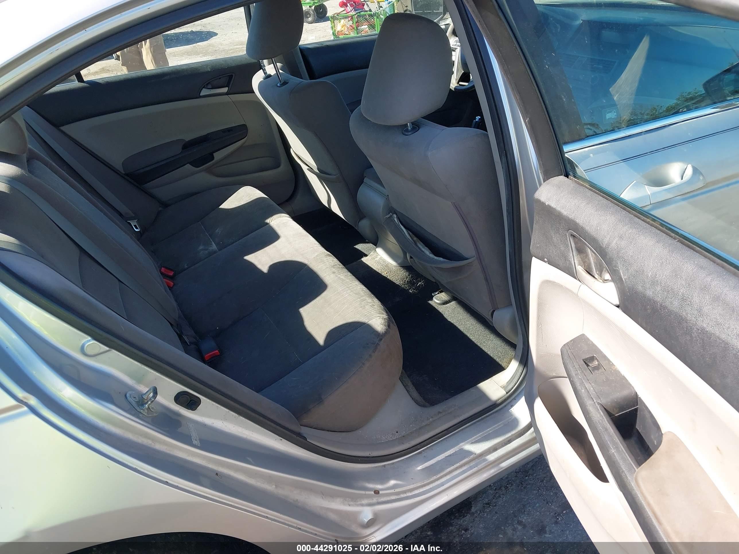 HONDA ACCORD image 8