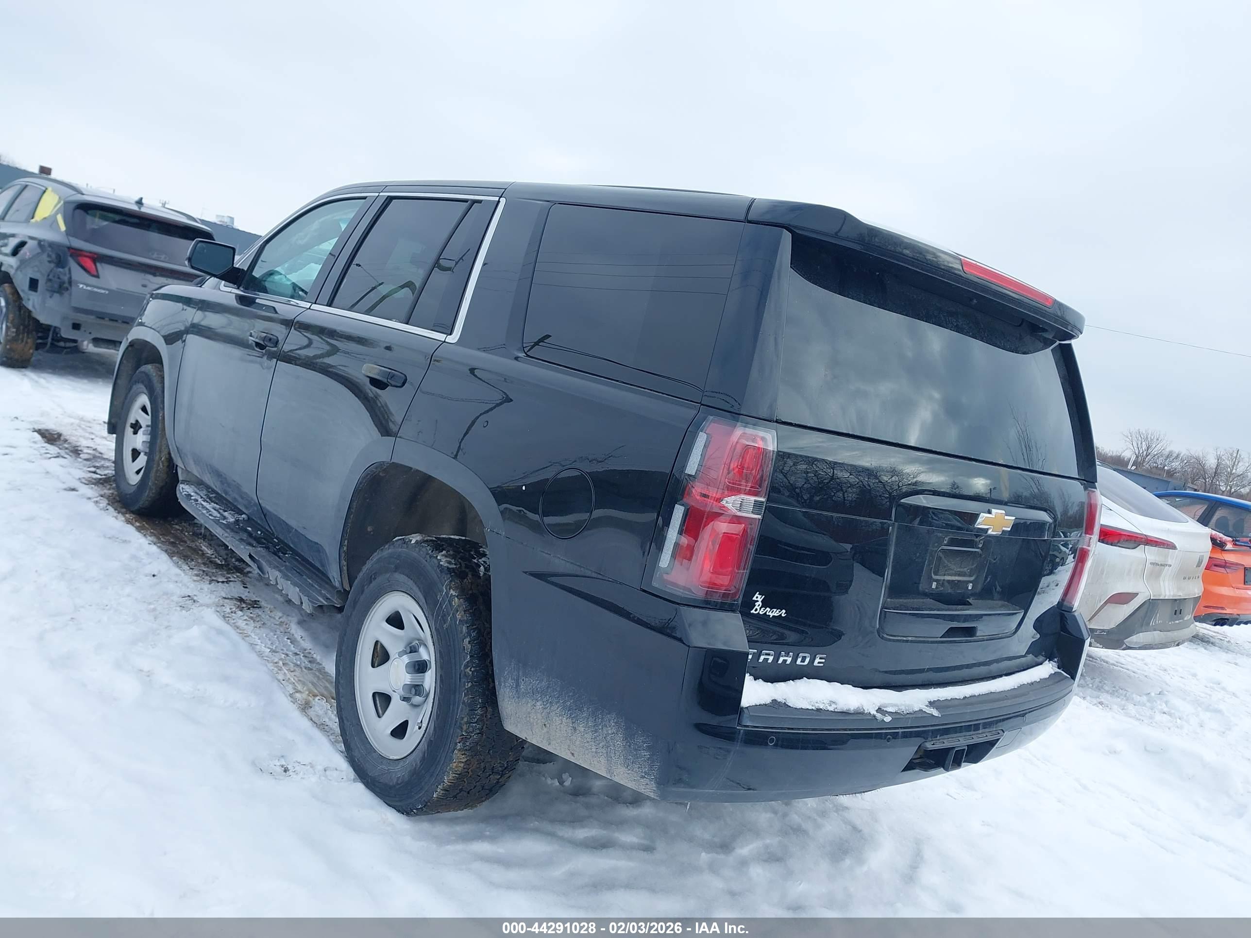 CHEVROLET TAHOE image 3