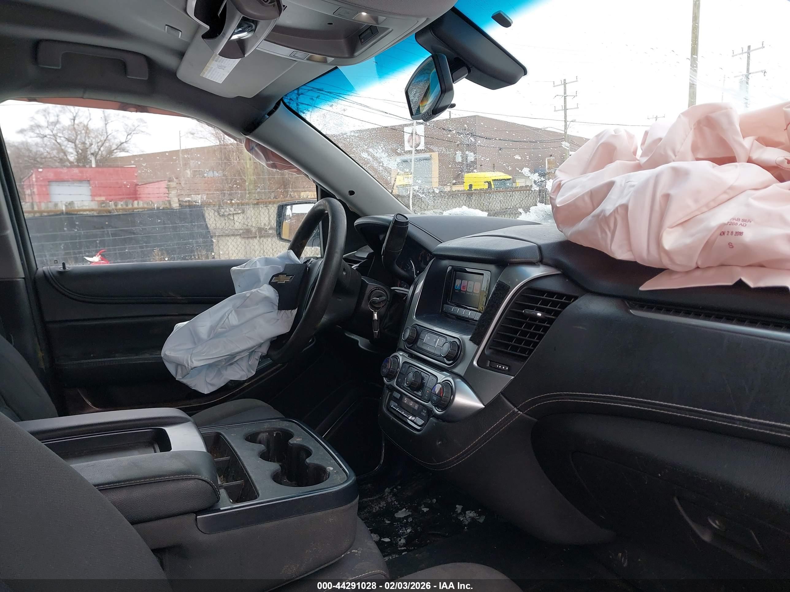 CHEVROLET TAHOE image 5