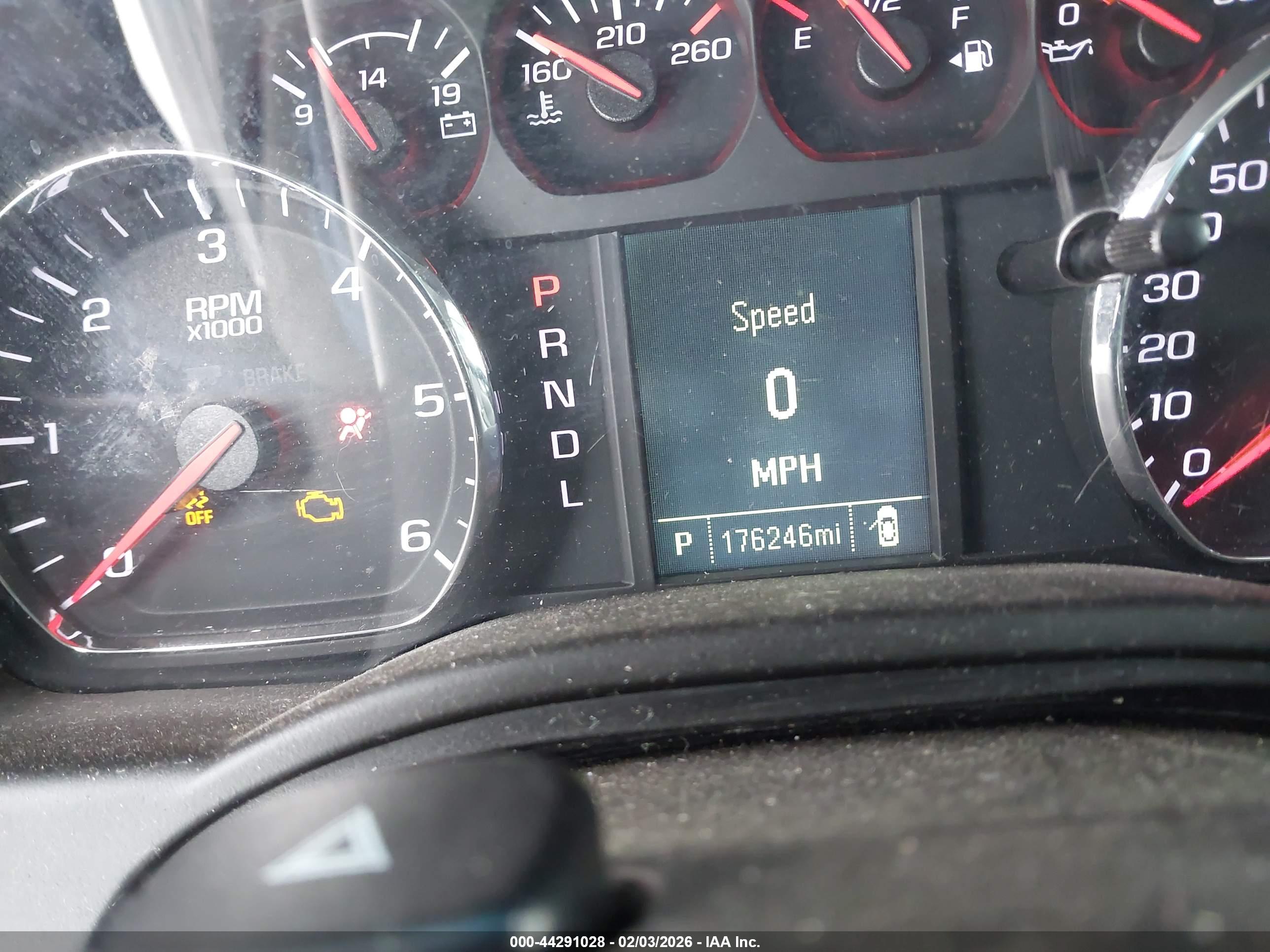 CHEVROLET TAHOE image 7