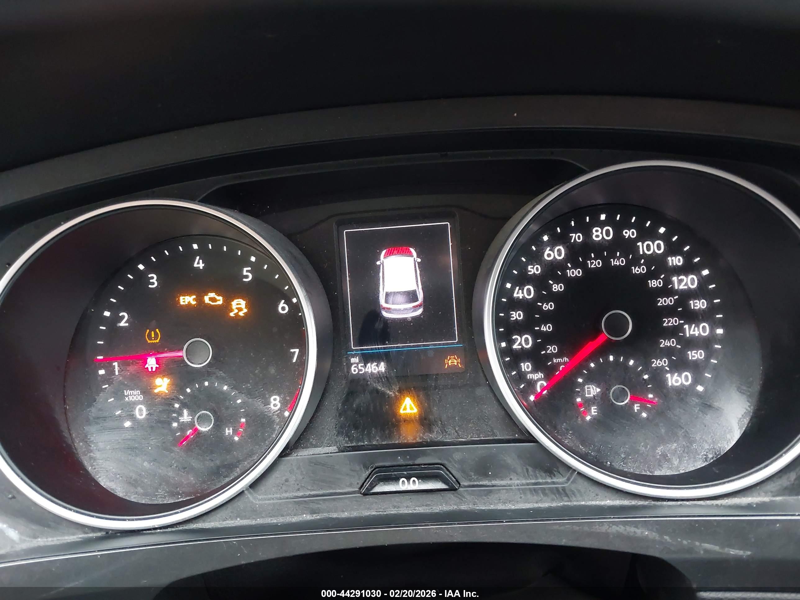 VOLKSWAGEN TIGUAN image 7
