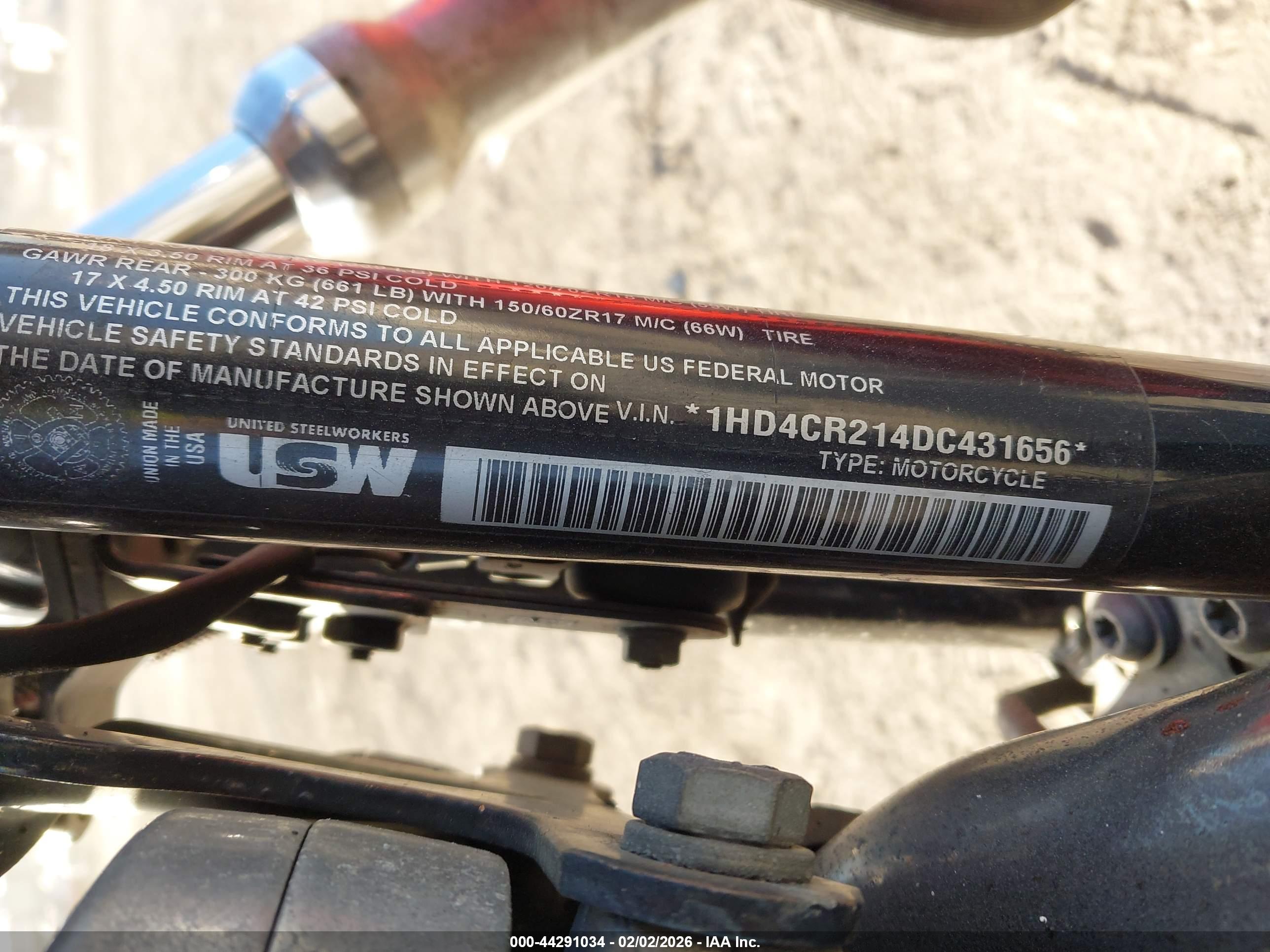 HARLEY-DAVIDSON XL883 image 10
