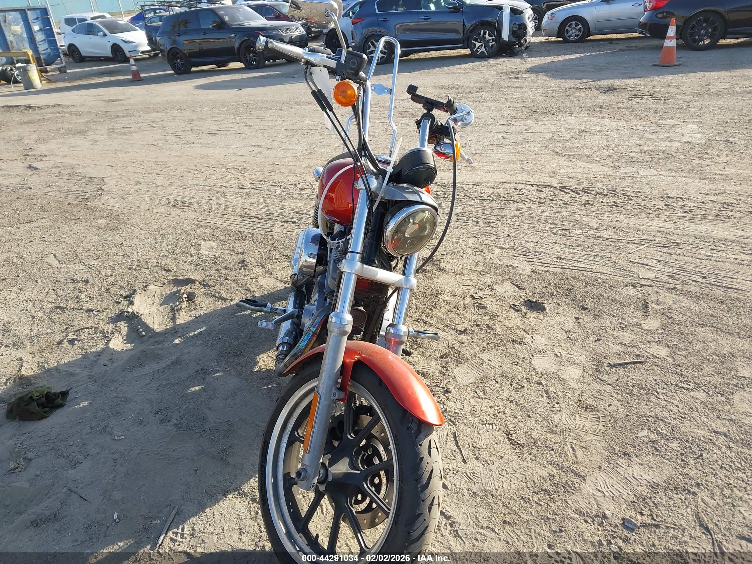 HARLEY-DAVIDSON XL883 image 5