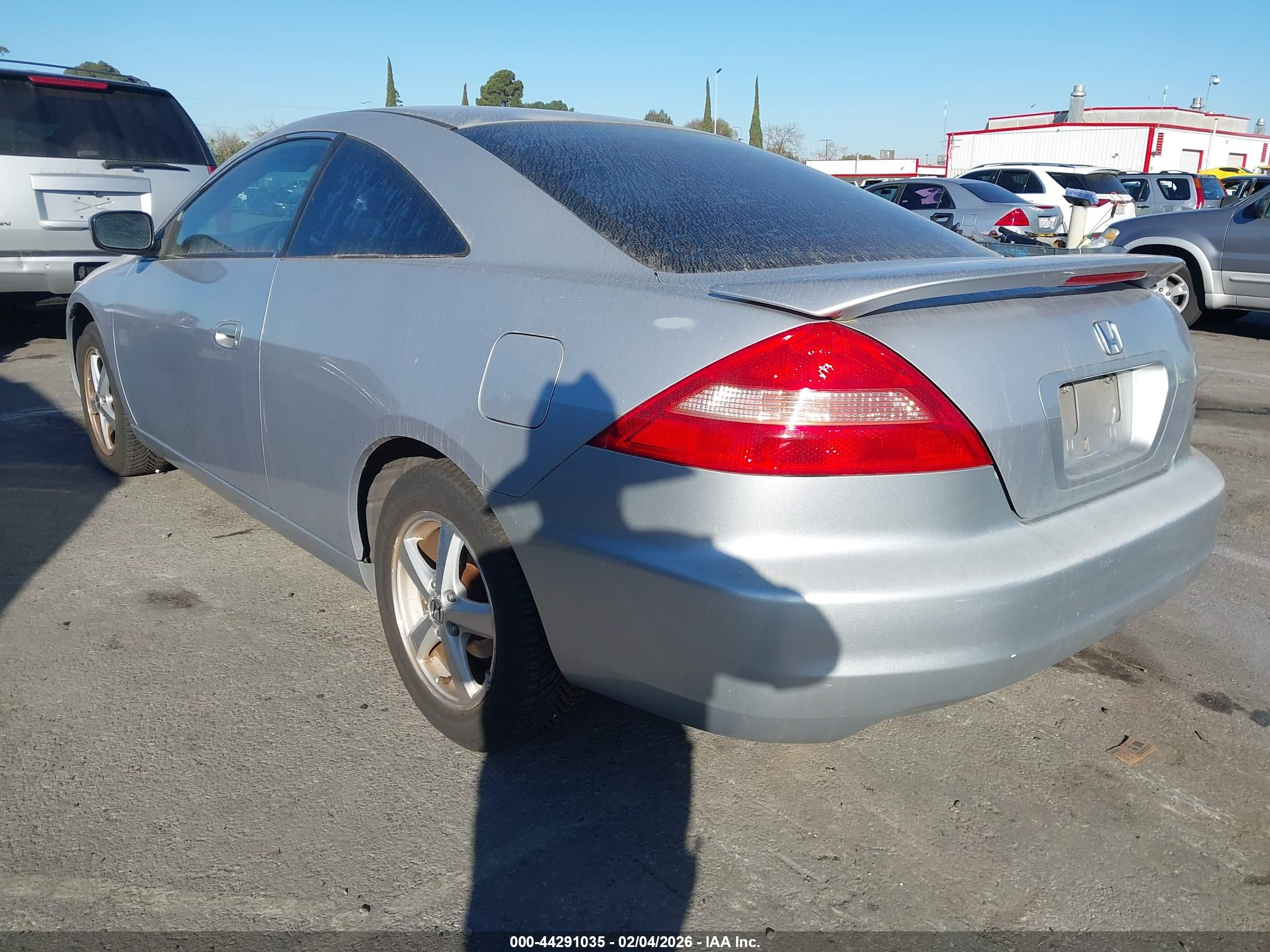 HONDA ACCORD image 3