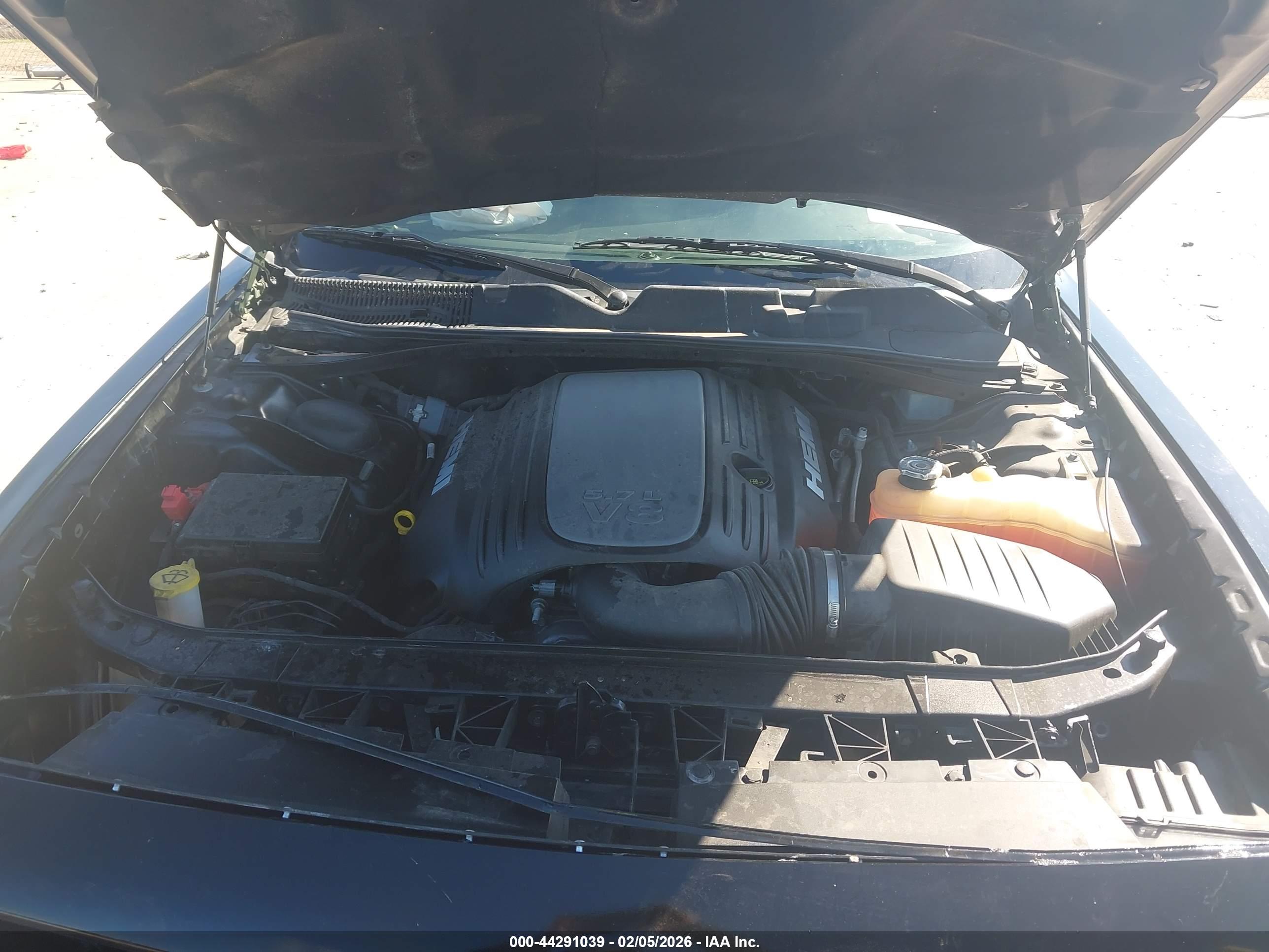 DODGE CHALLENGER image 10