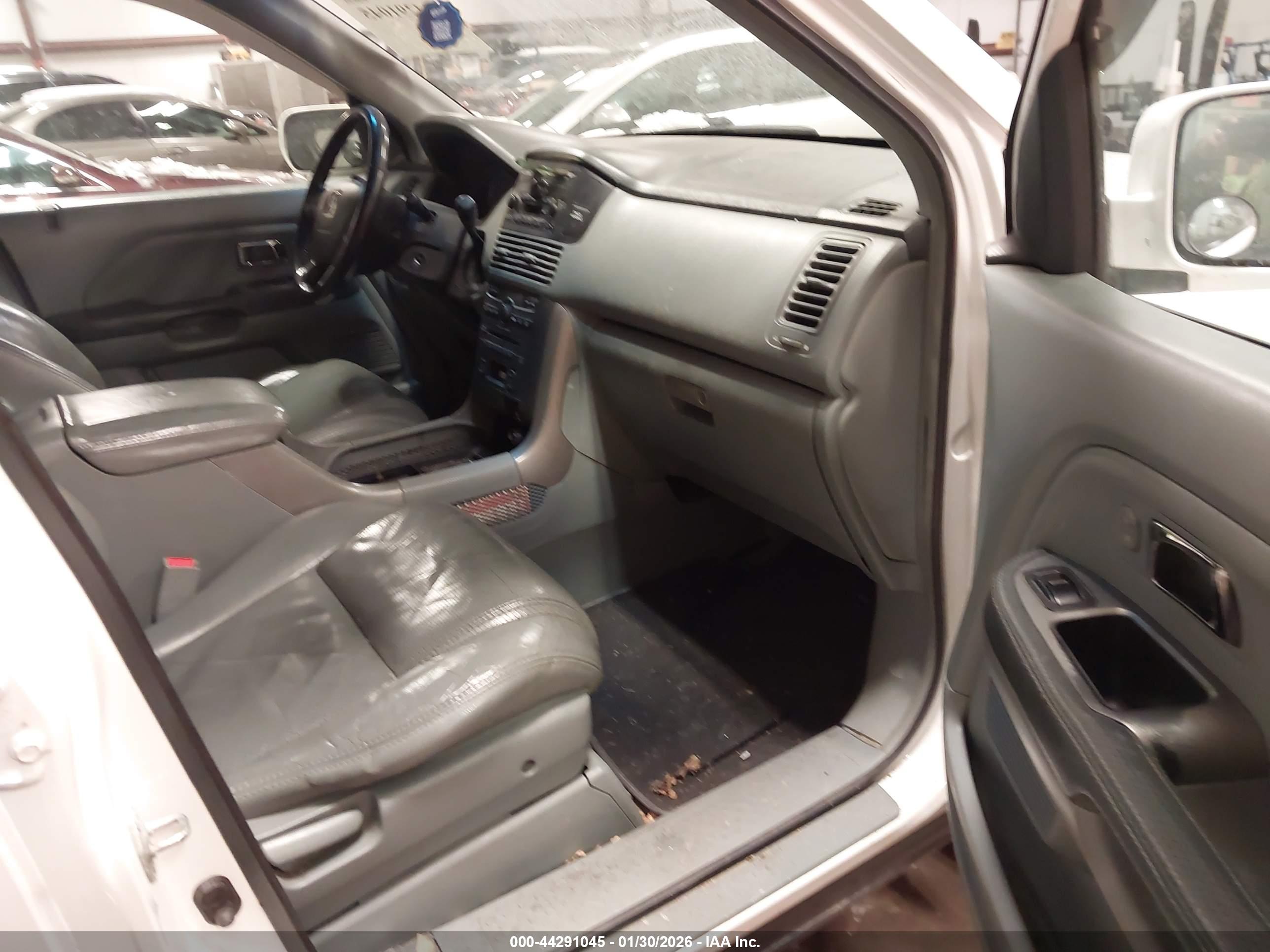 HONDA PILOT image 5