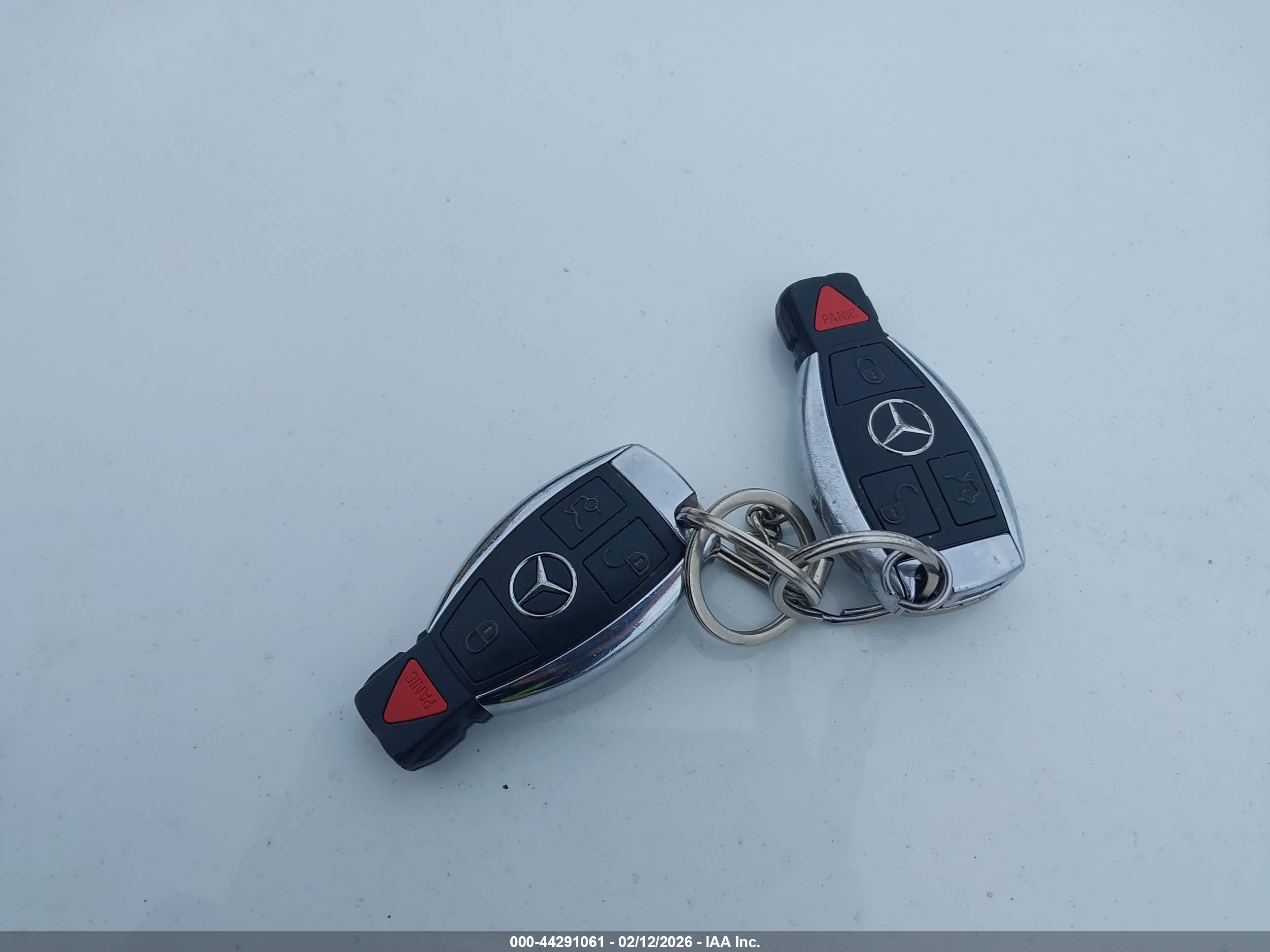 MERCEDES-BENZ C image 11