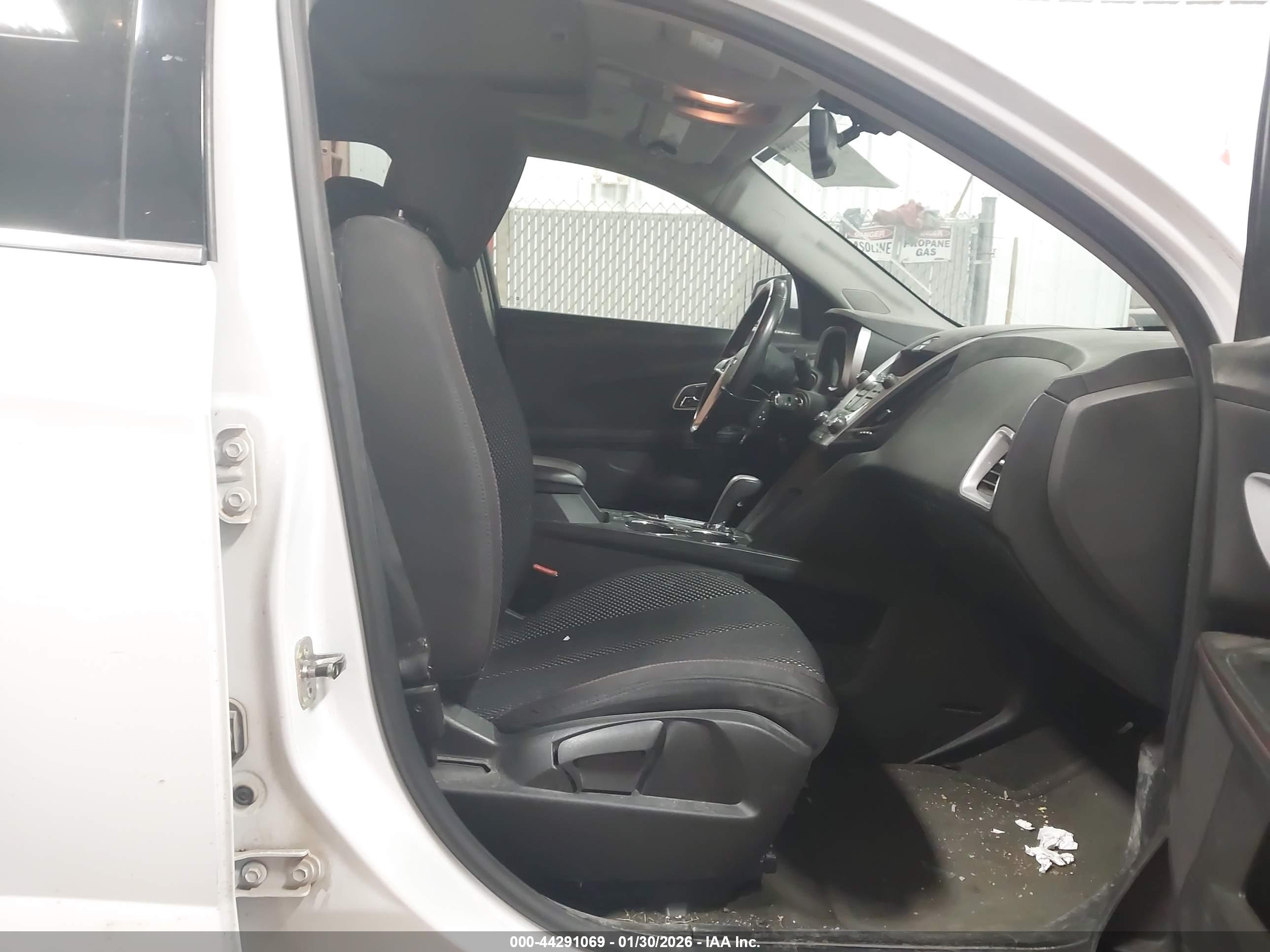 CHEVROLET EQUINOX image 5