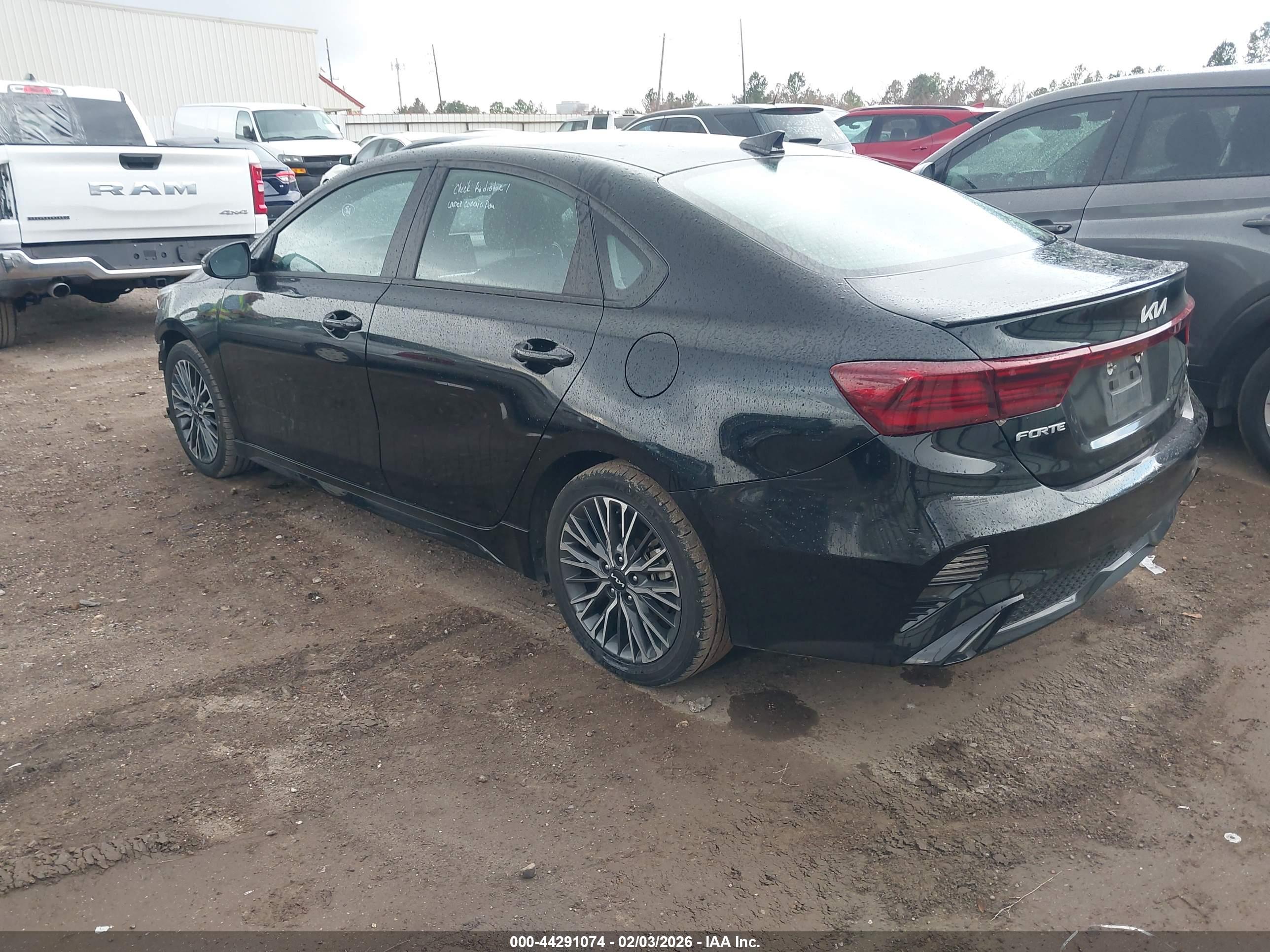 KIA FORTE image 3