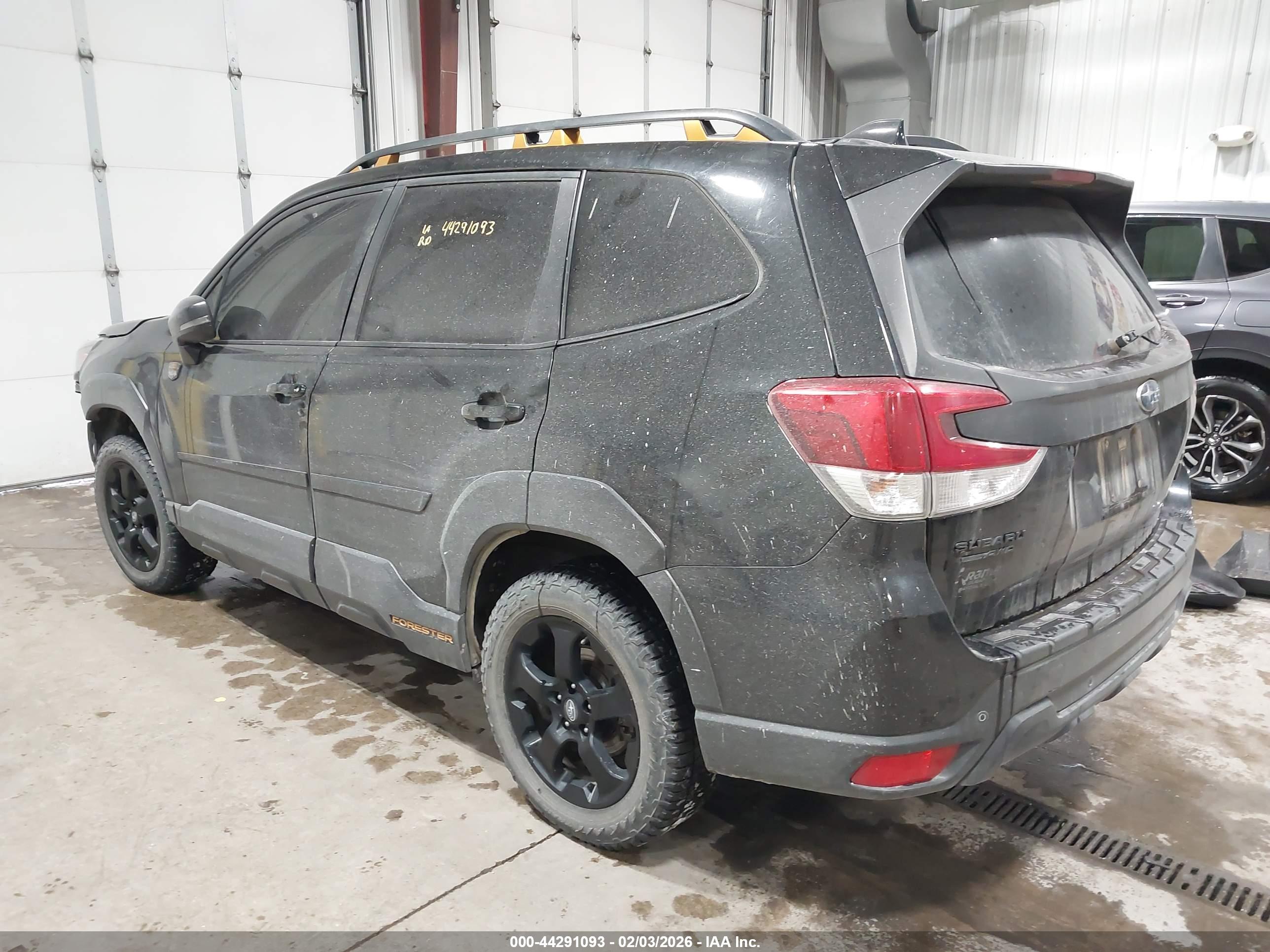 SUBARU FORESTER image 3