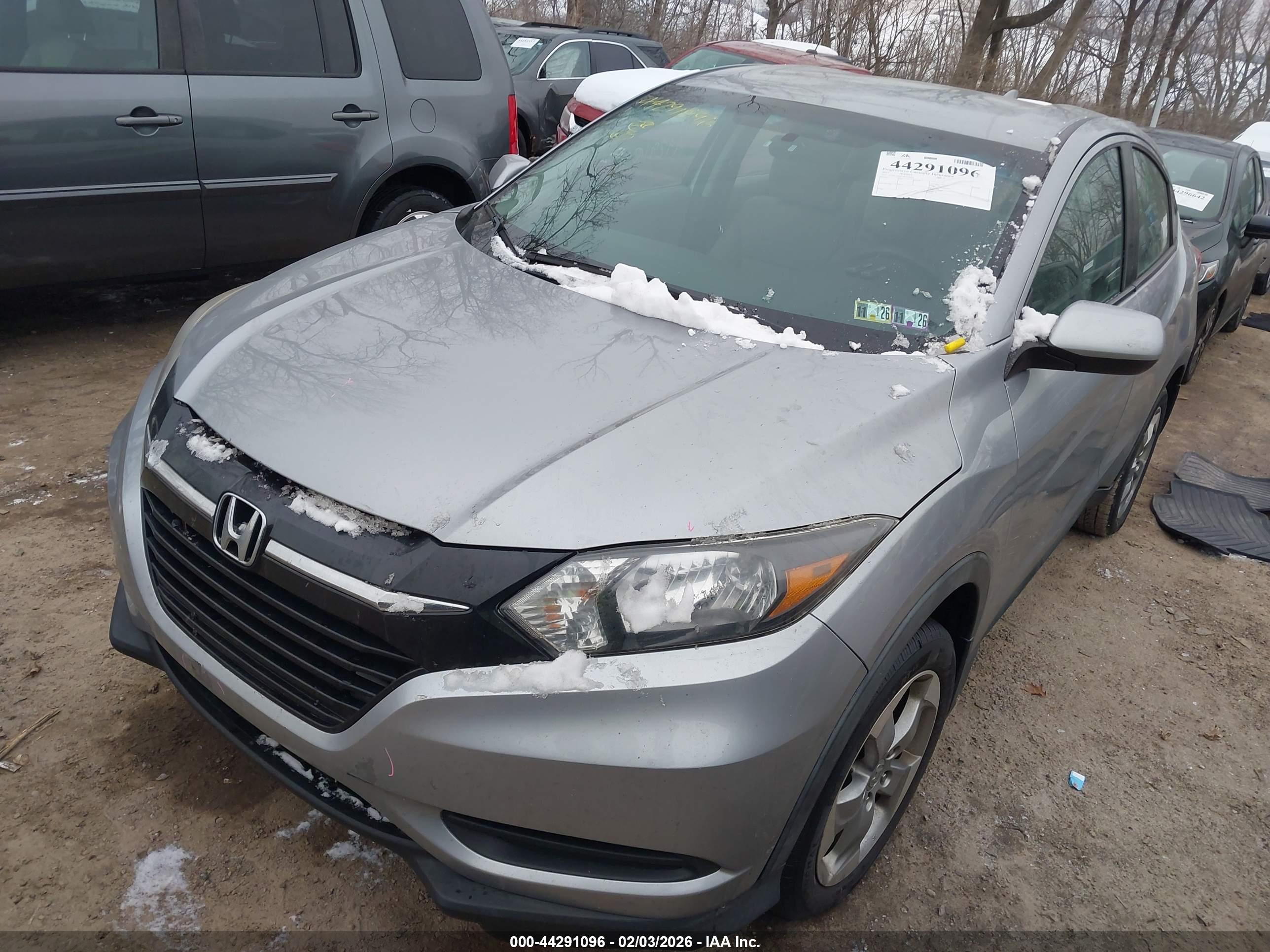 HONDA HR-V image 2