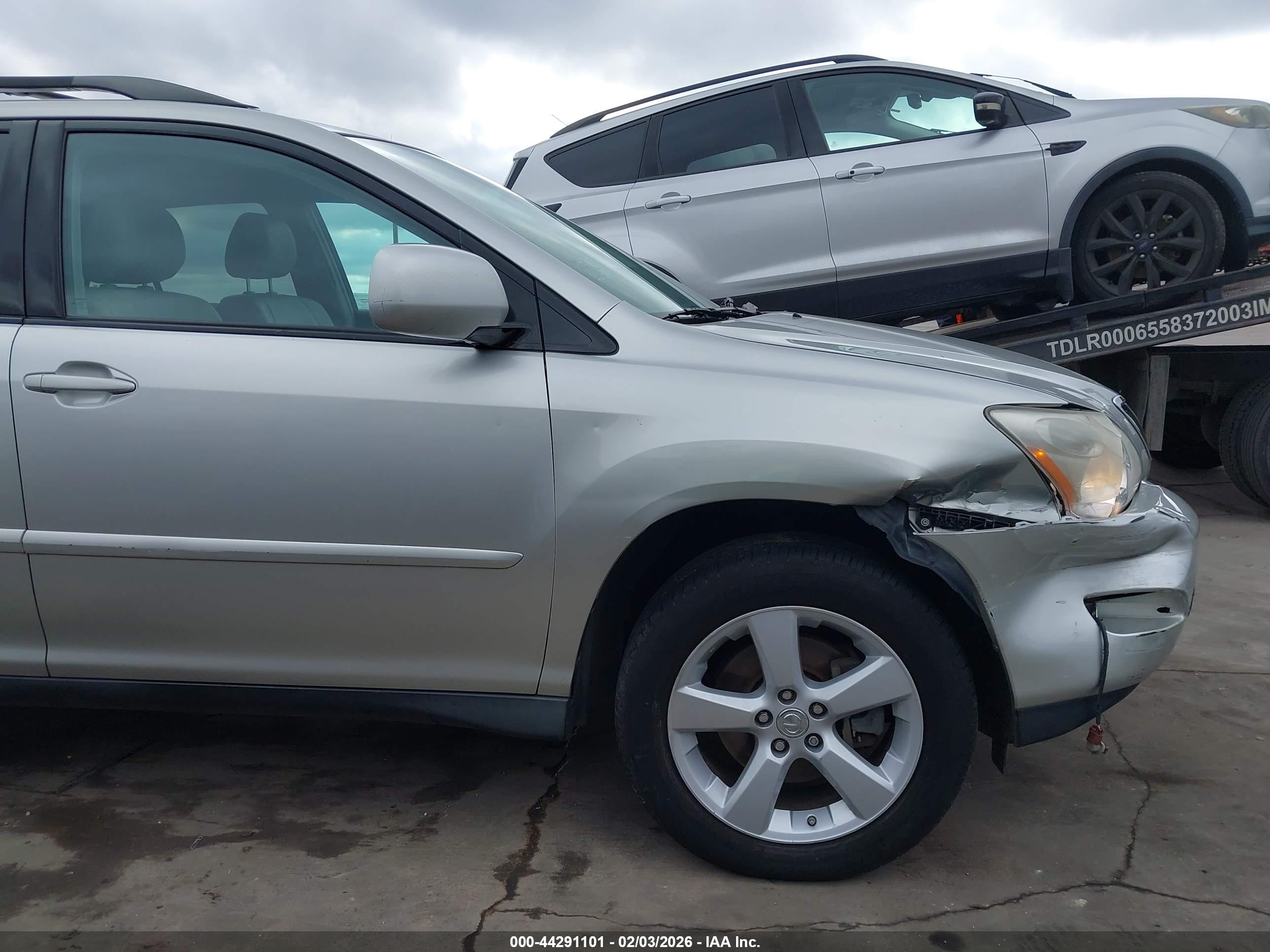 LEXUS RX image 6