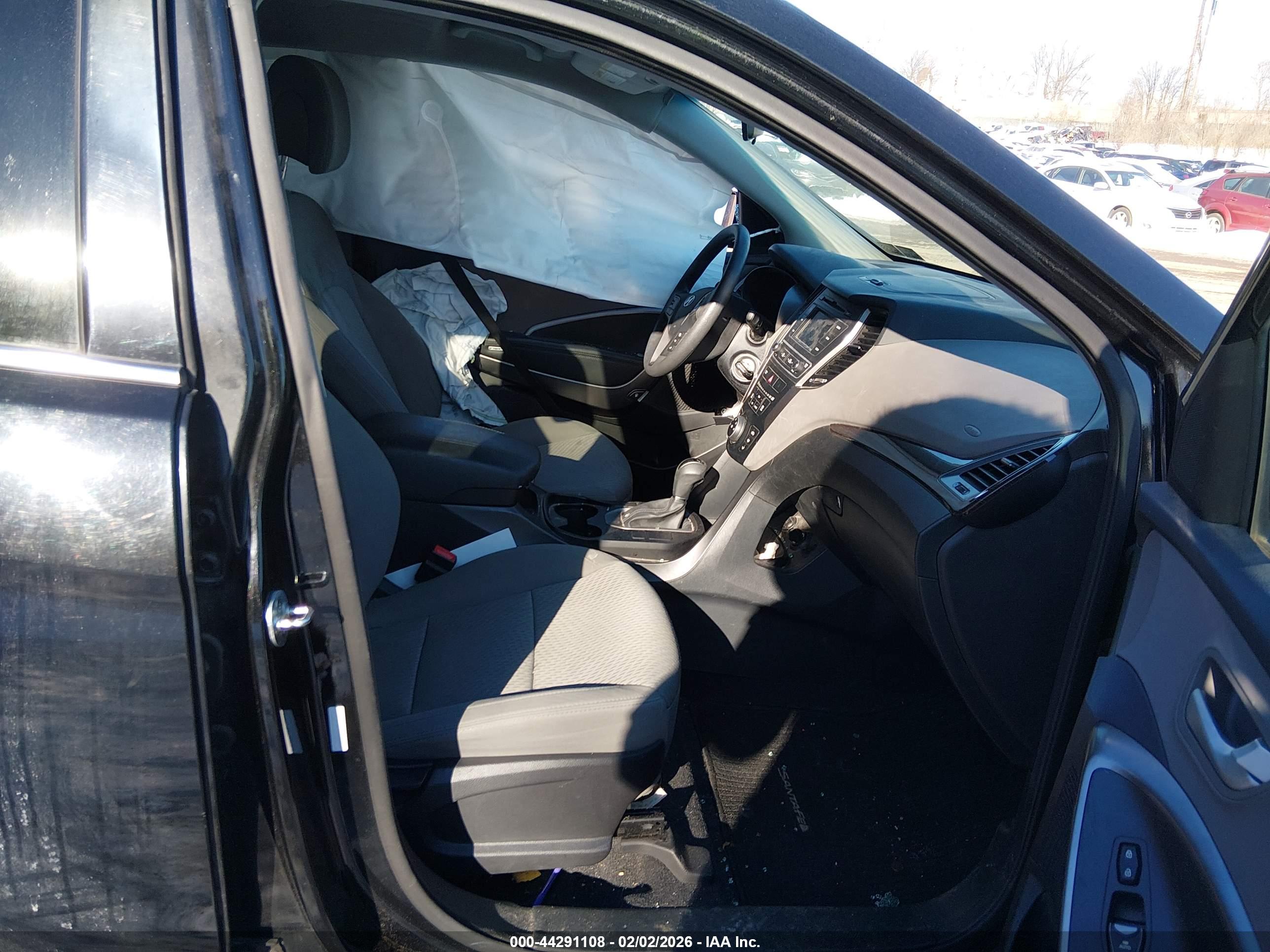 HYUNDAI SANTA image 5