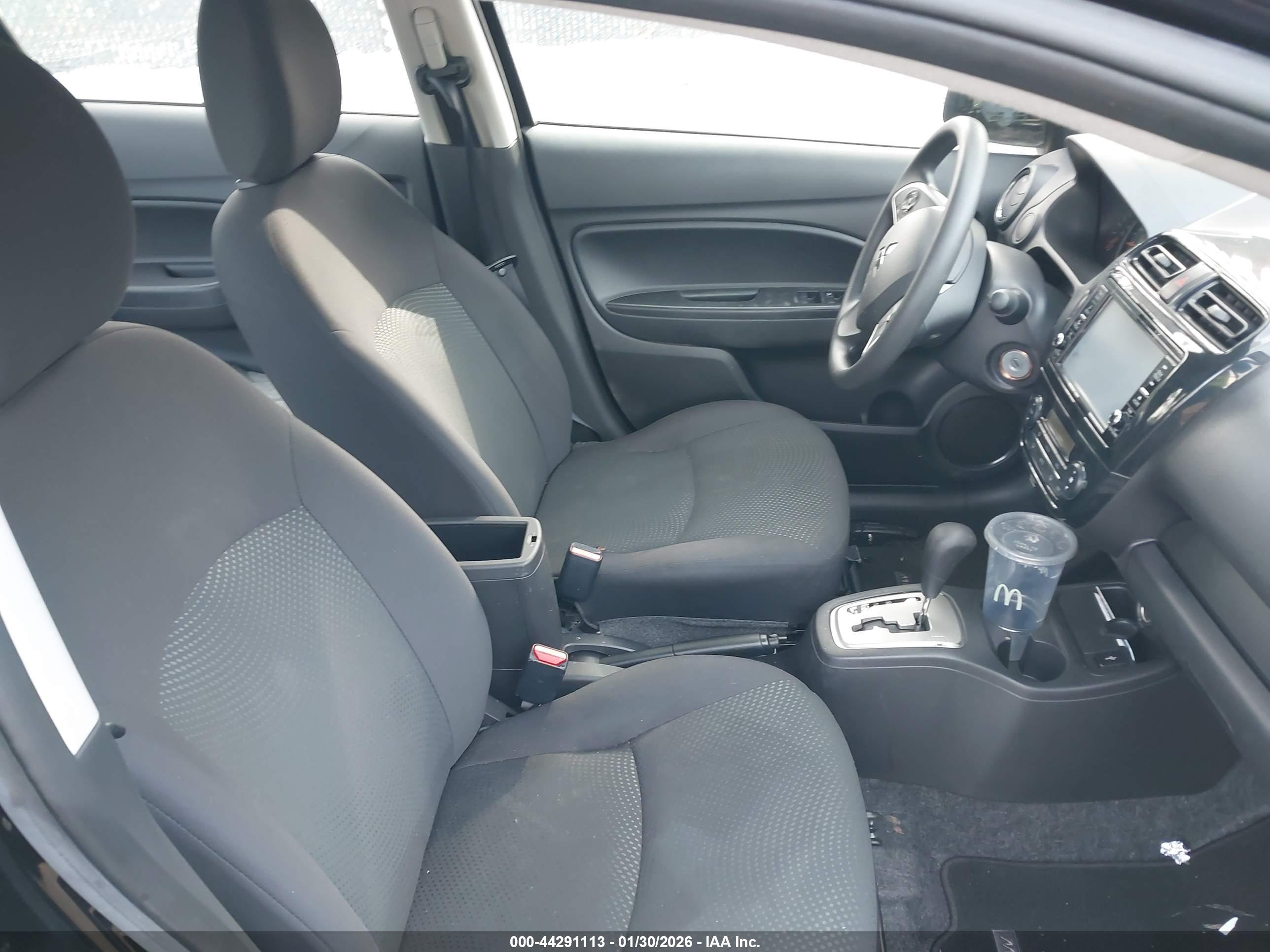 MITSUBISHI MIRAGE image 5