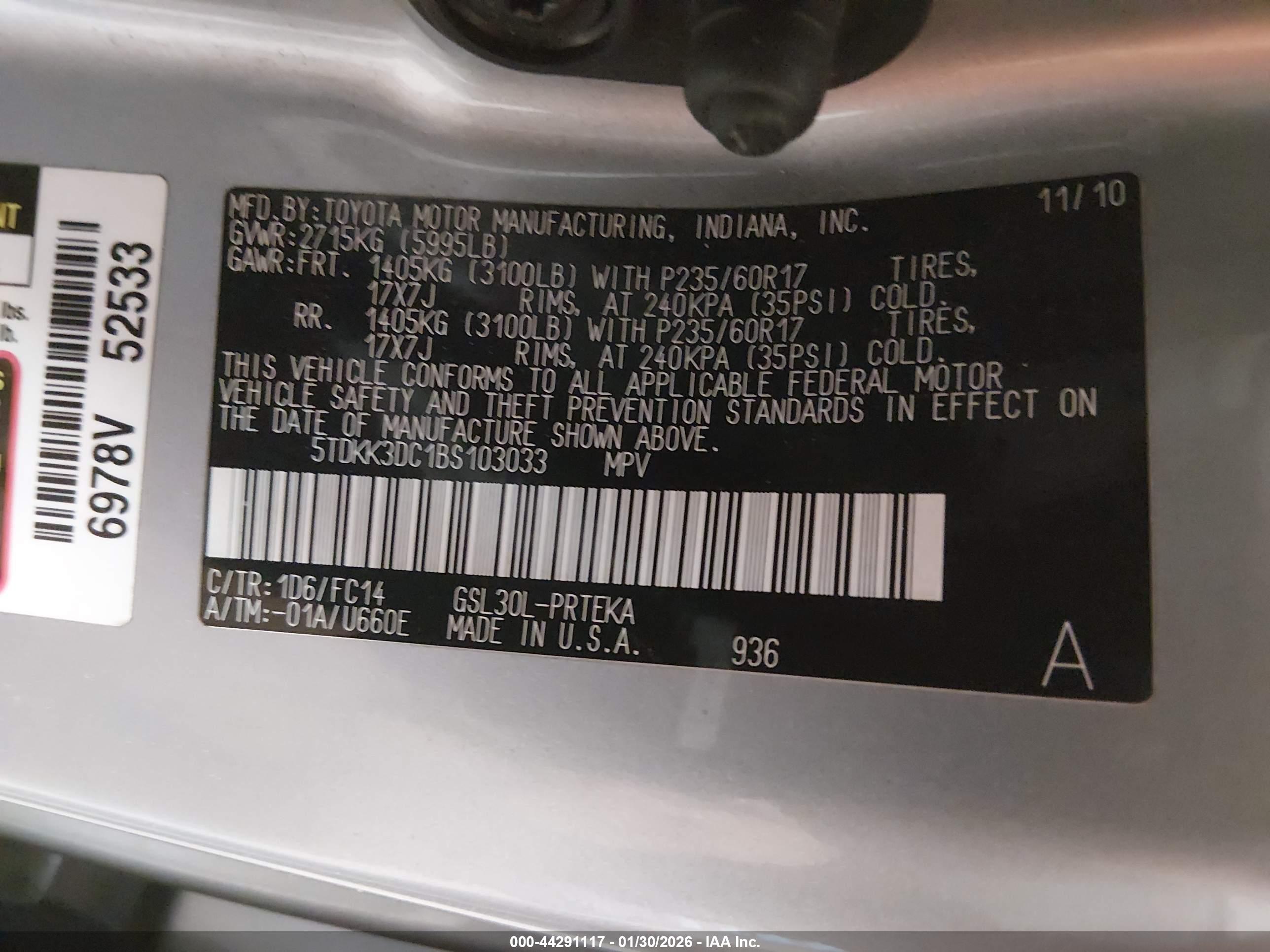 TOYOTA SIENNA image 9