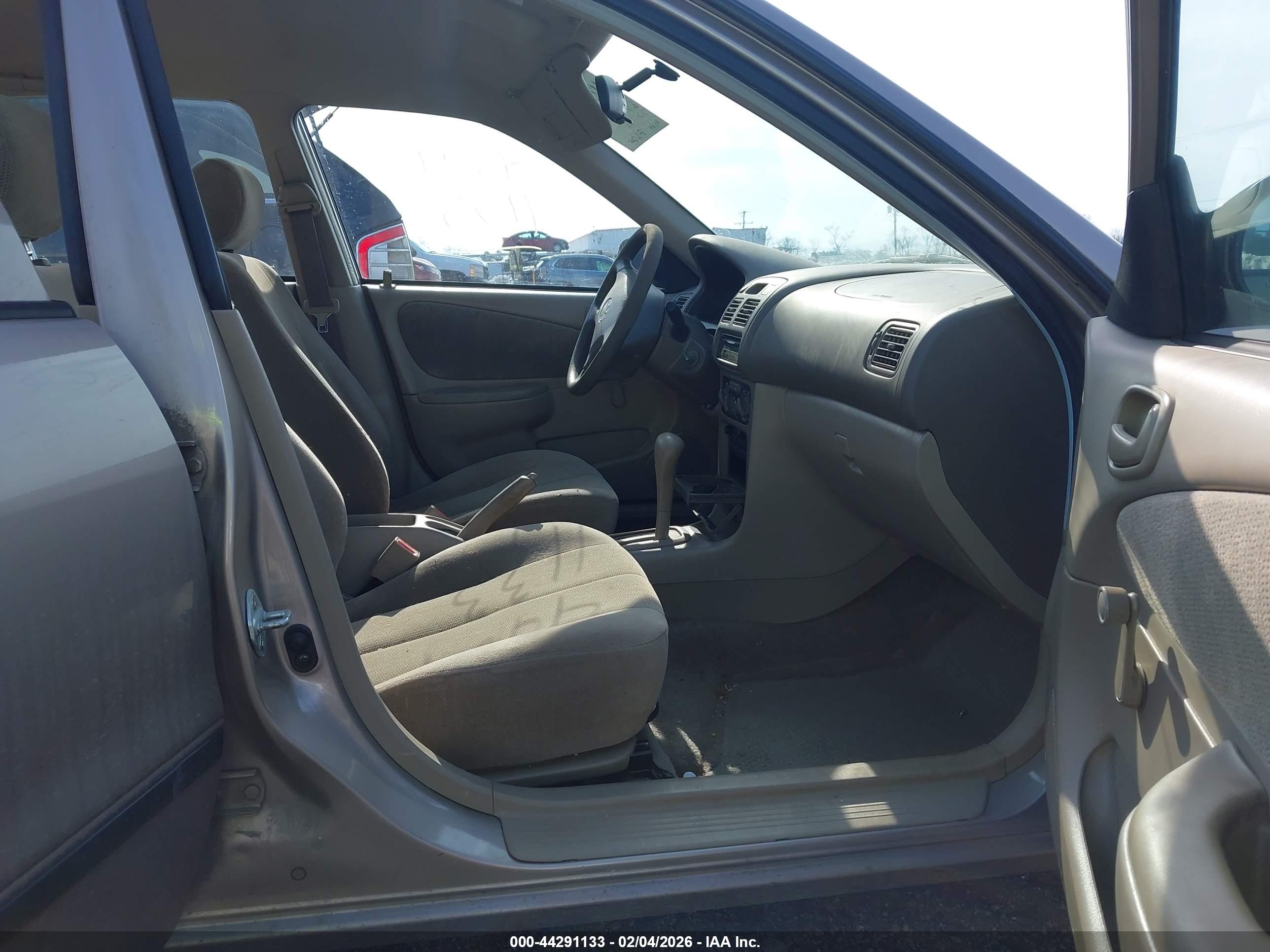 TOYOTA COROLLA image 5