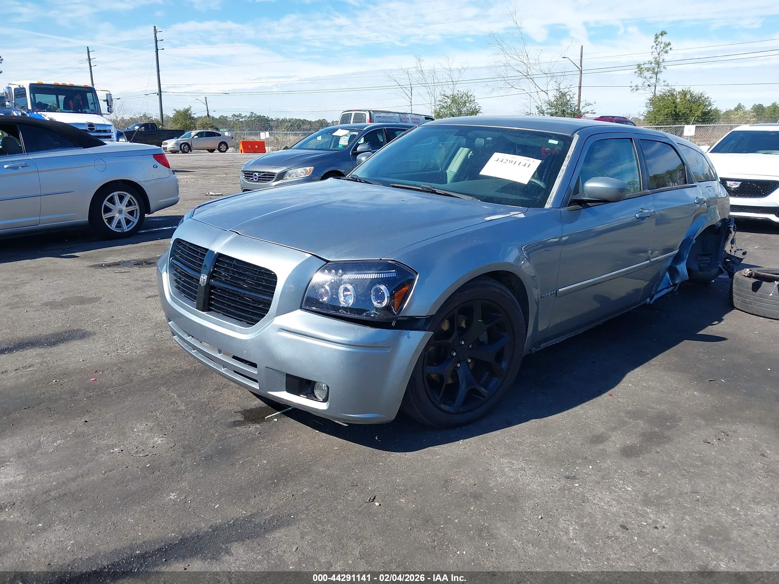 DODGE MAGNUM image 2