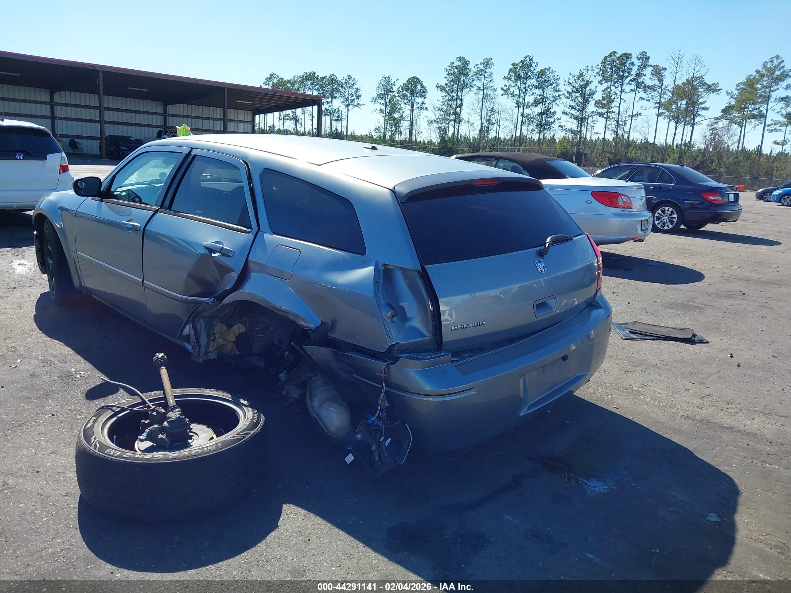 DODGE MAGNUM image 3