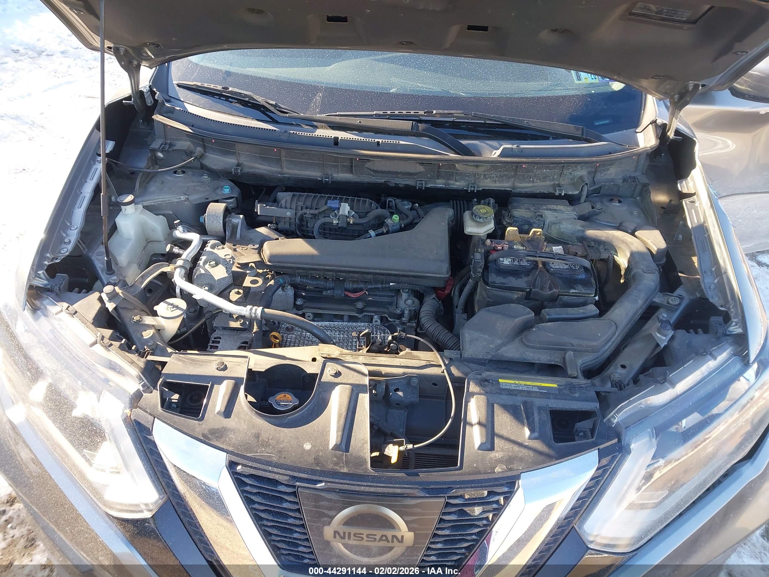 NISSAN ROGUE image 10