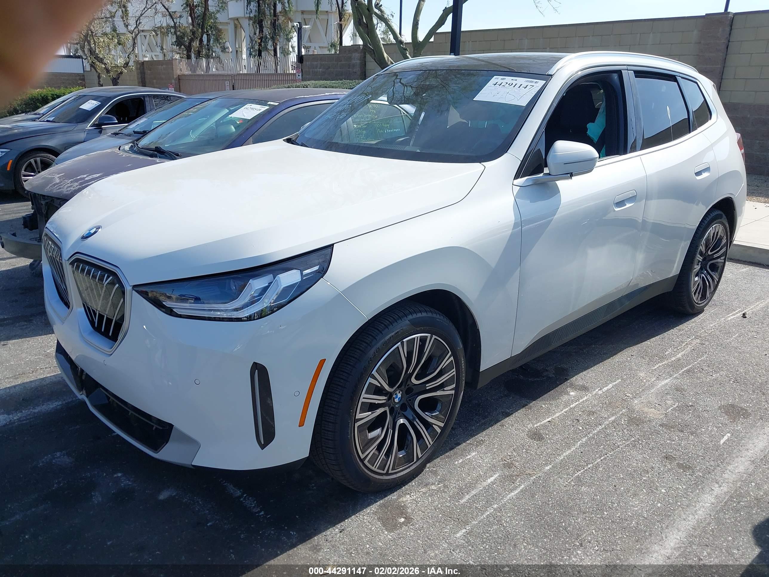 BMW X3 image 2