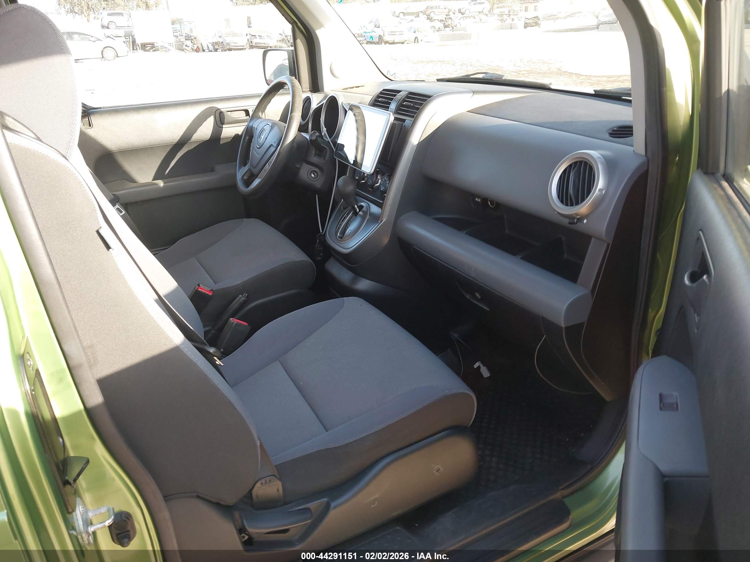 HONDA ELEMENT image 5