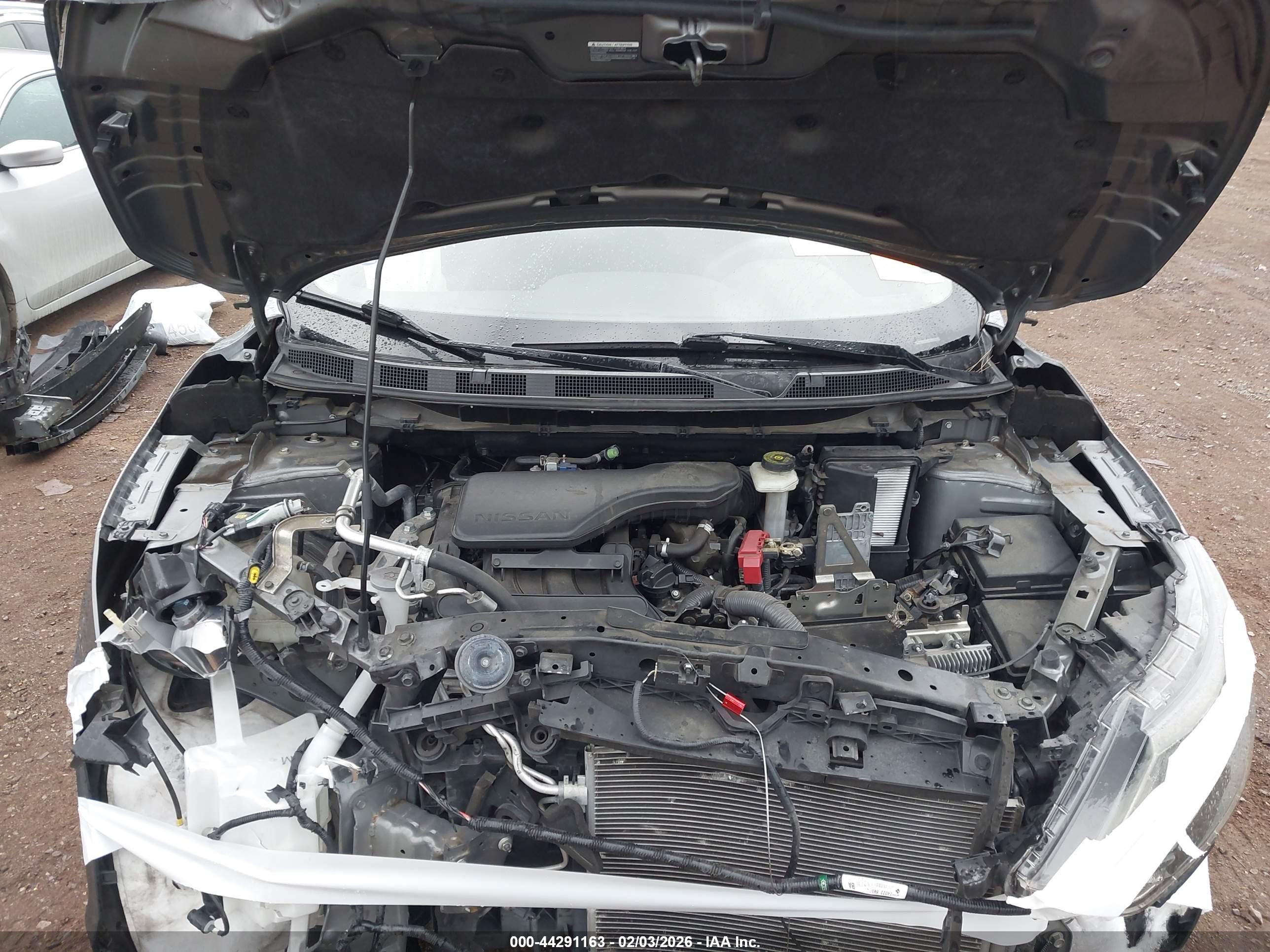 NISSAN ROGUE image 10