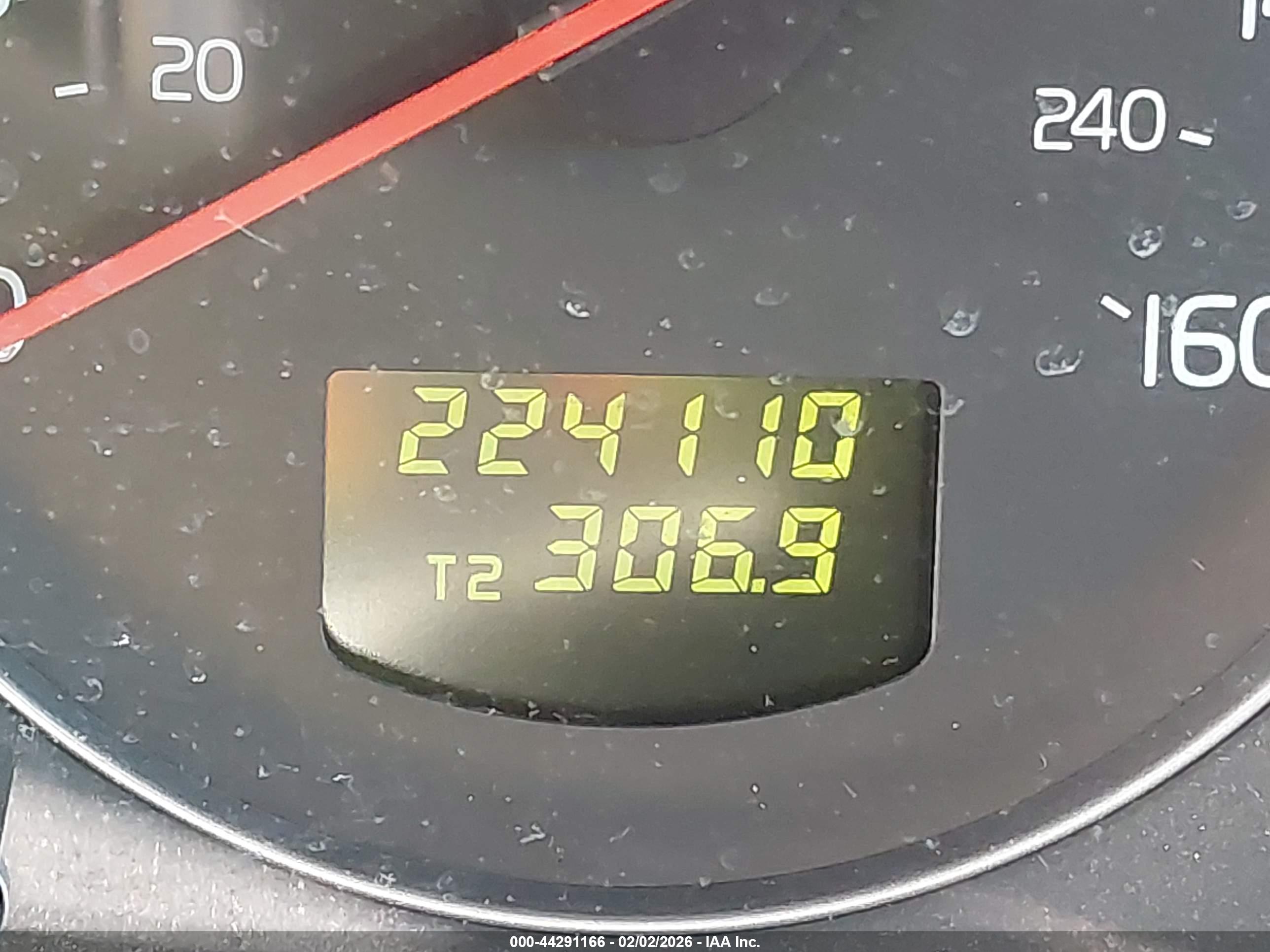 VOLVO S60 image 7