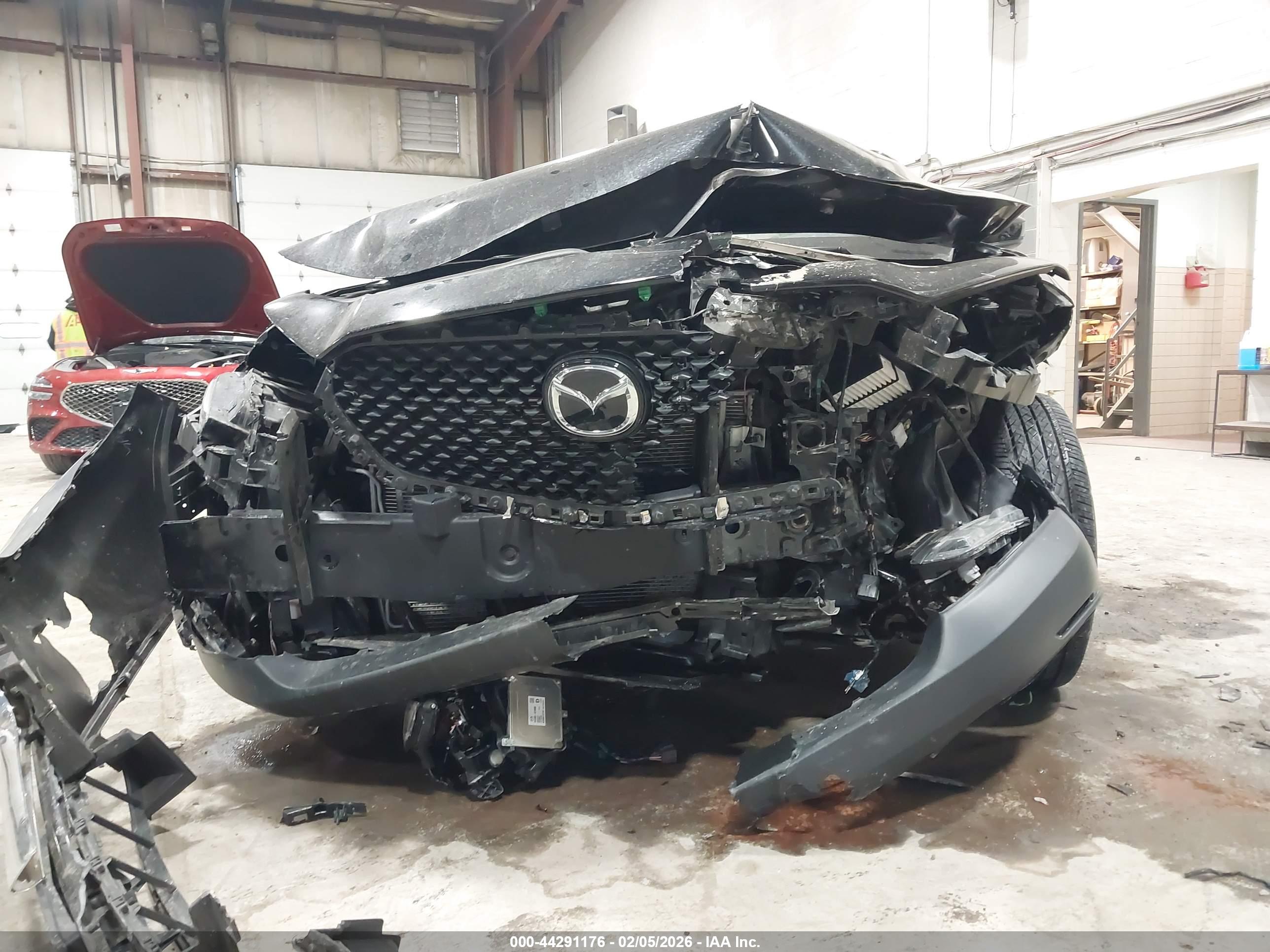 MAZDA CX-30 image 6