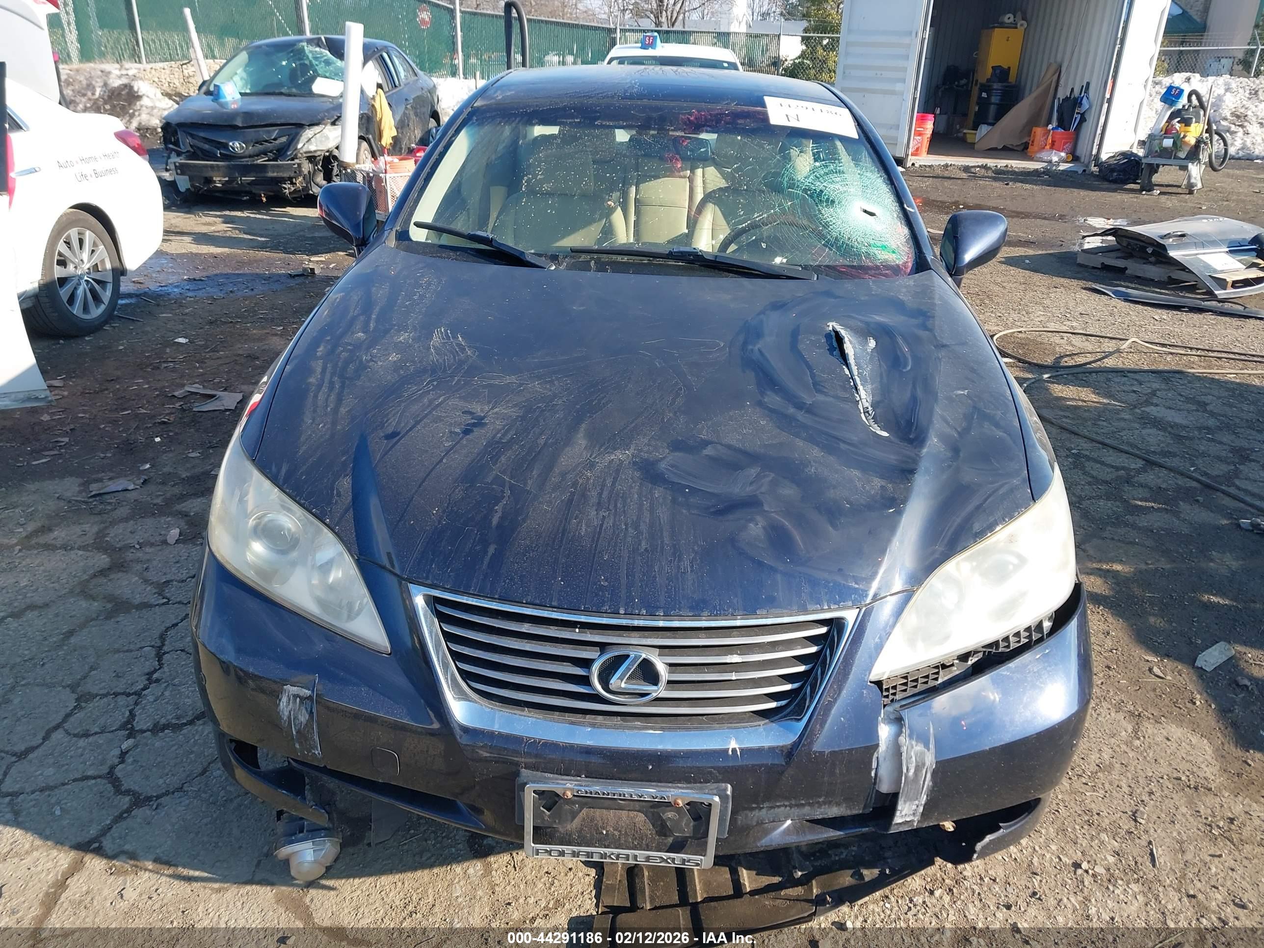 LEXUS ES image 6