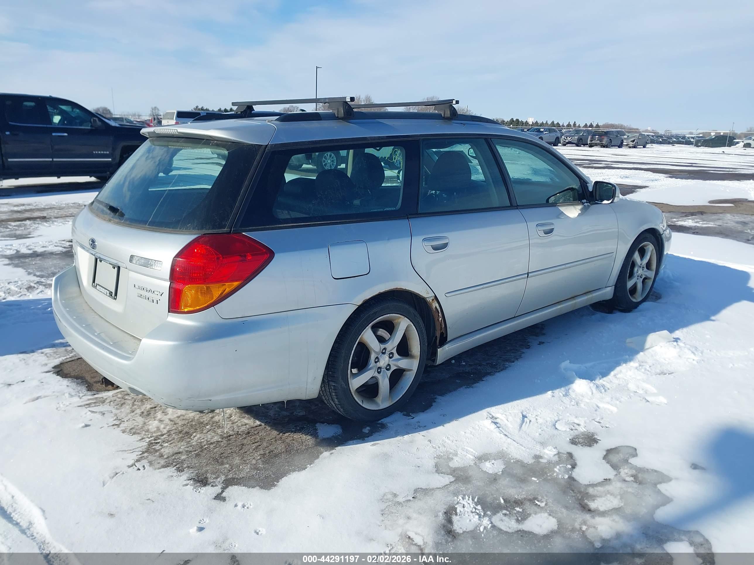 SUBARU LEGACY image 4