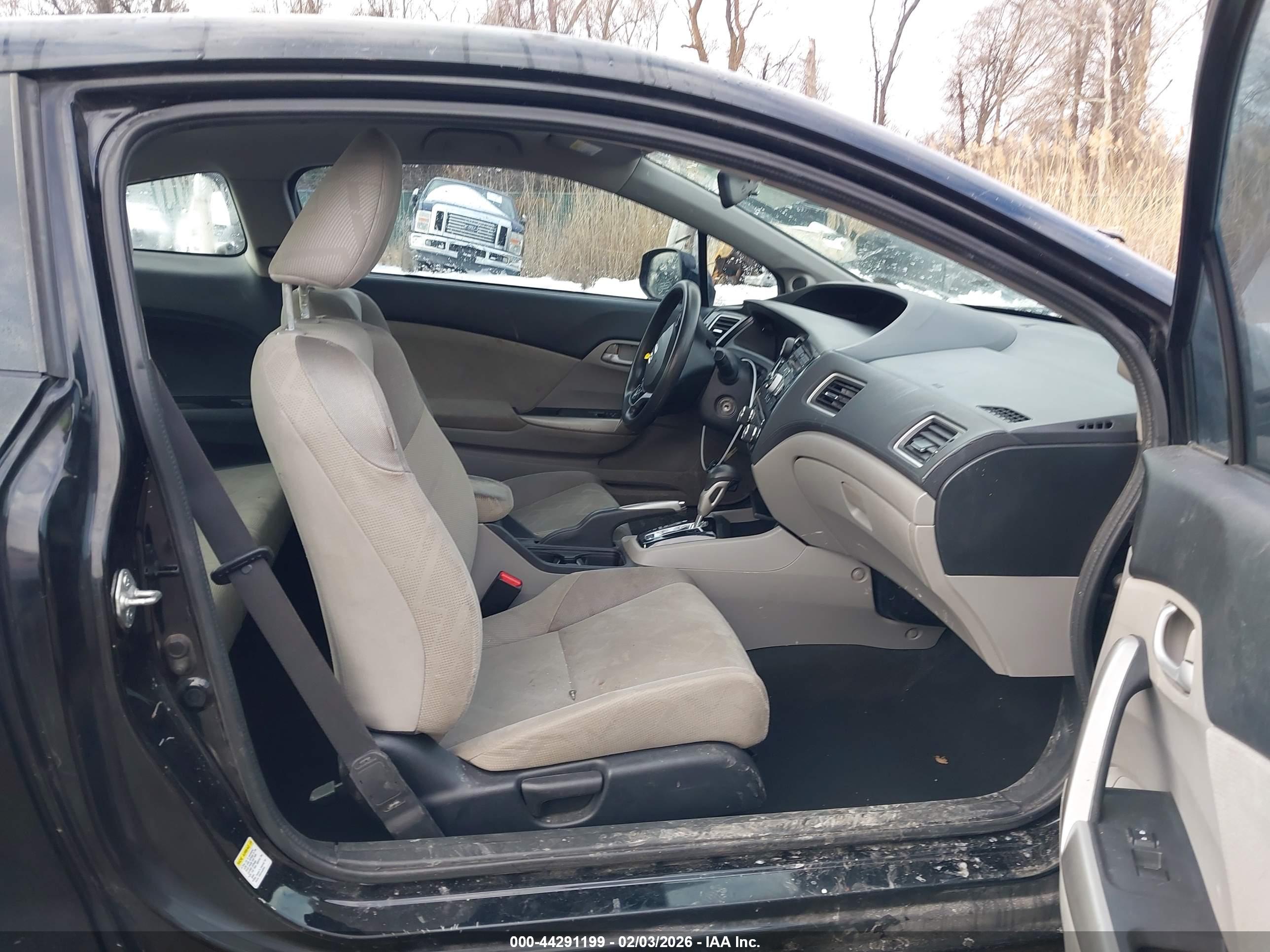 HONDA CIVIC image 5
