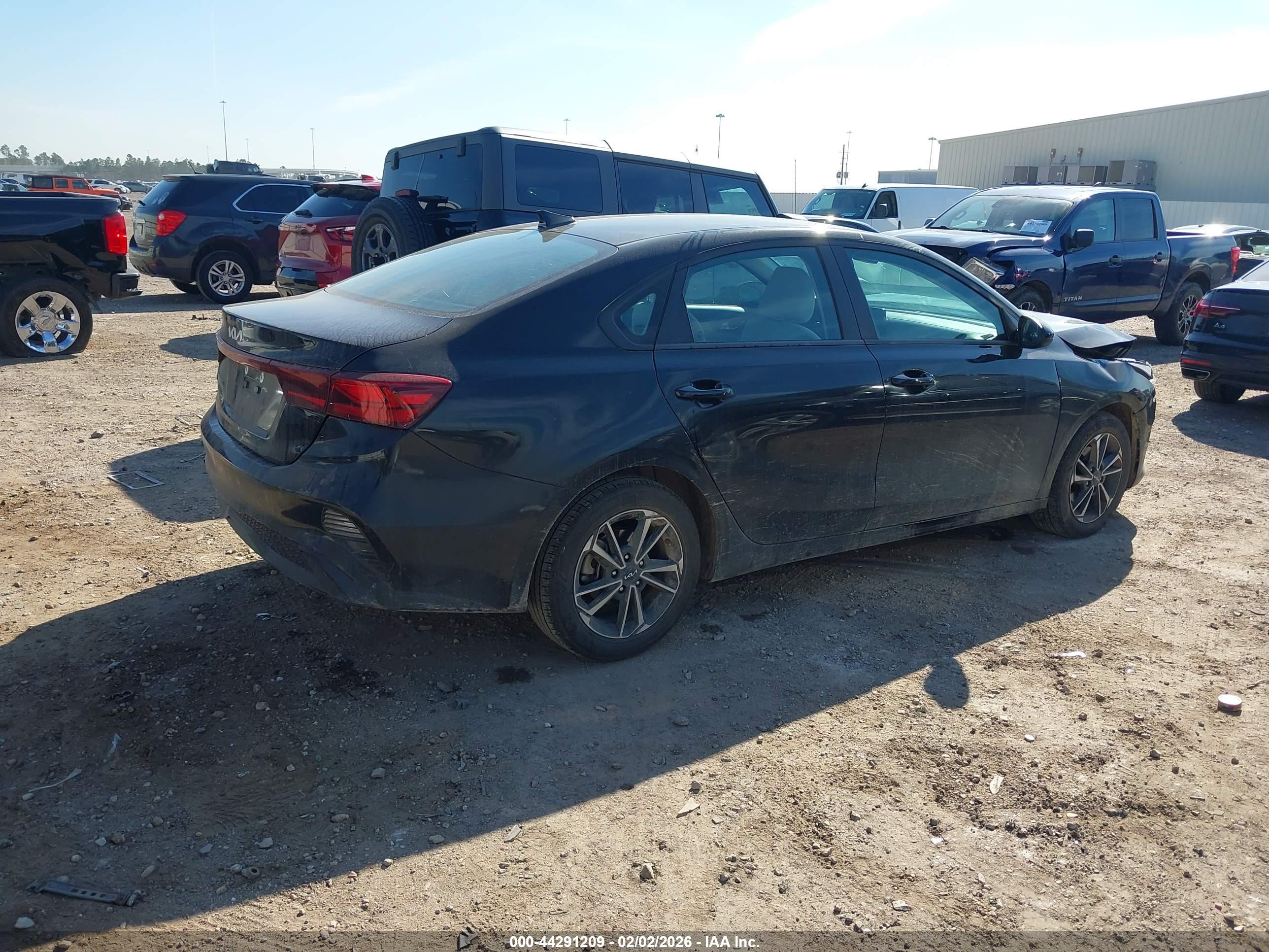 KIA FORTE image 4