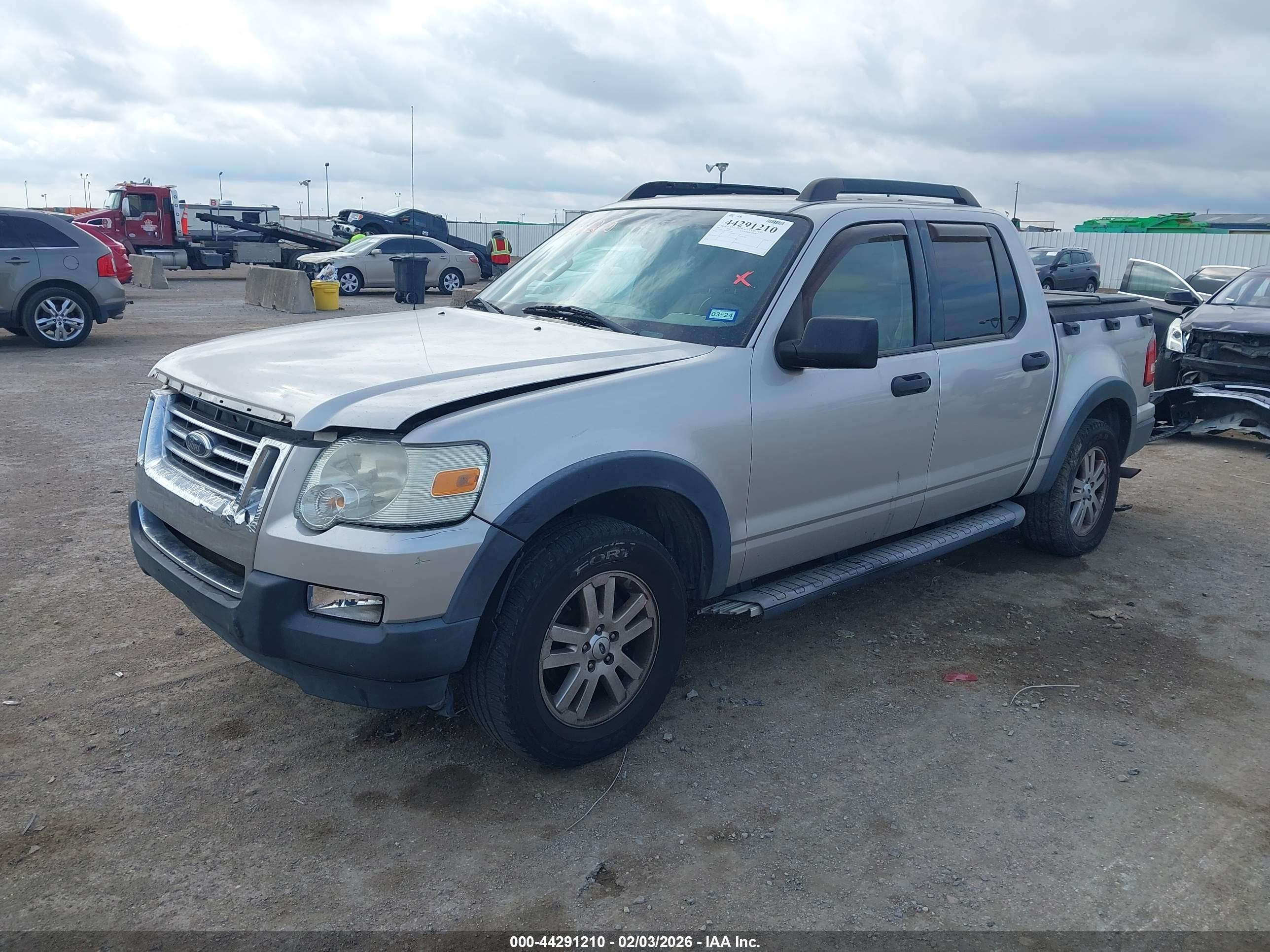 FORD EXPLORER image 2