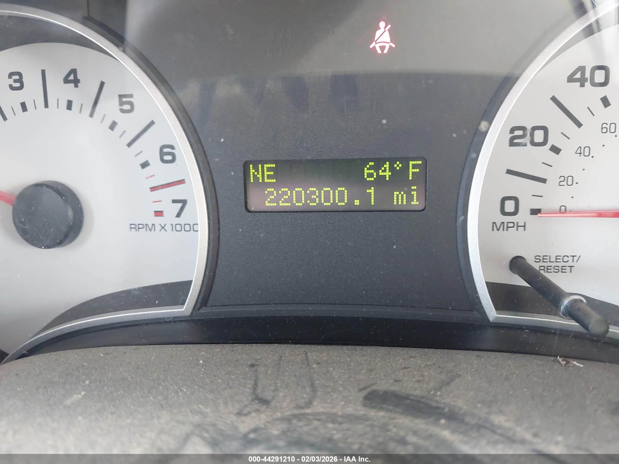 FORD EXPLORER image 7