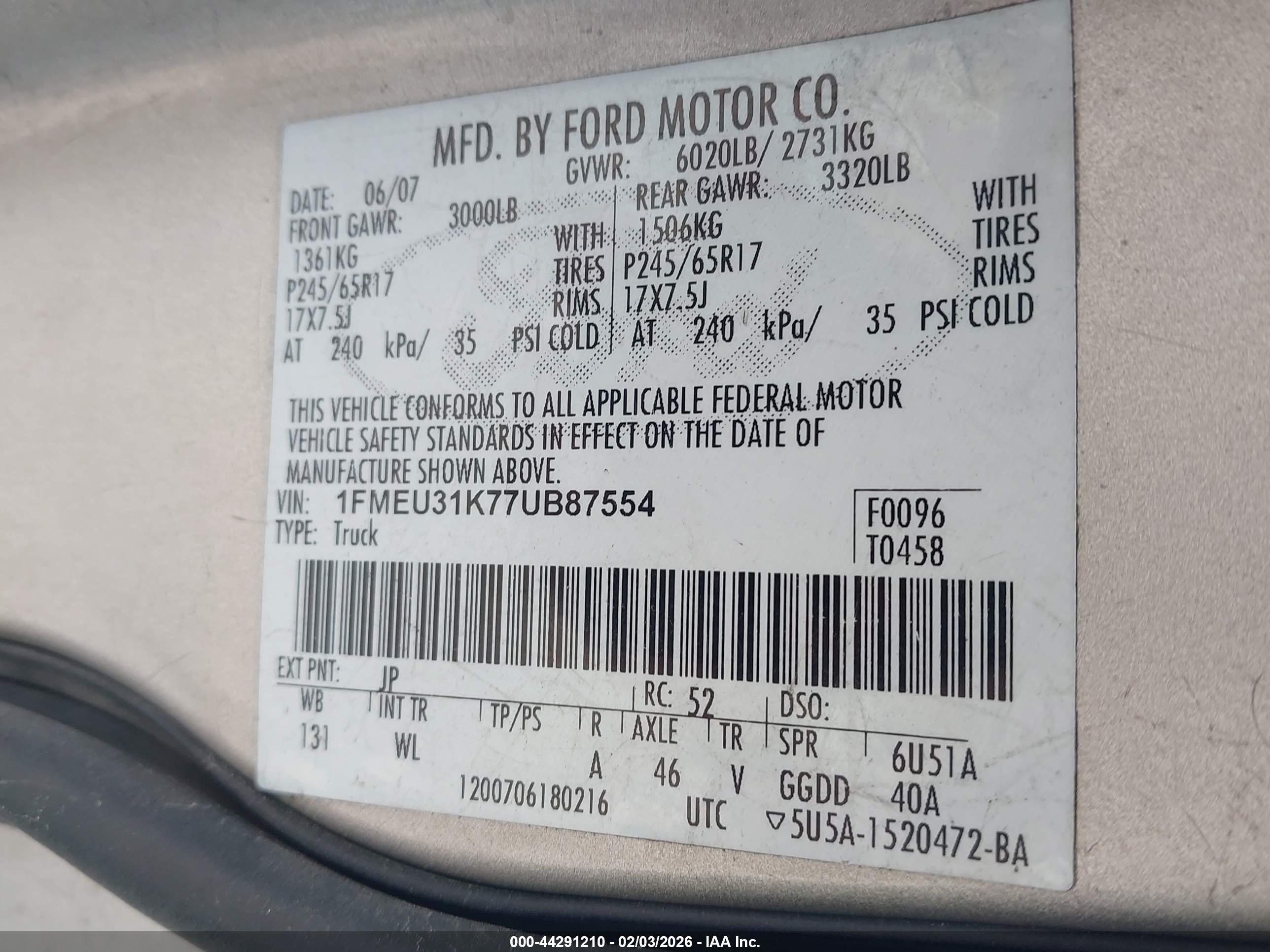 FORD EXPLORER image 9
