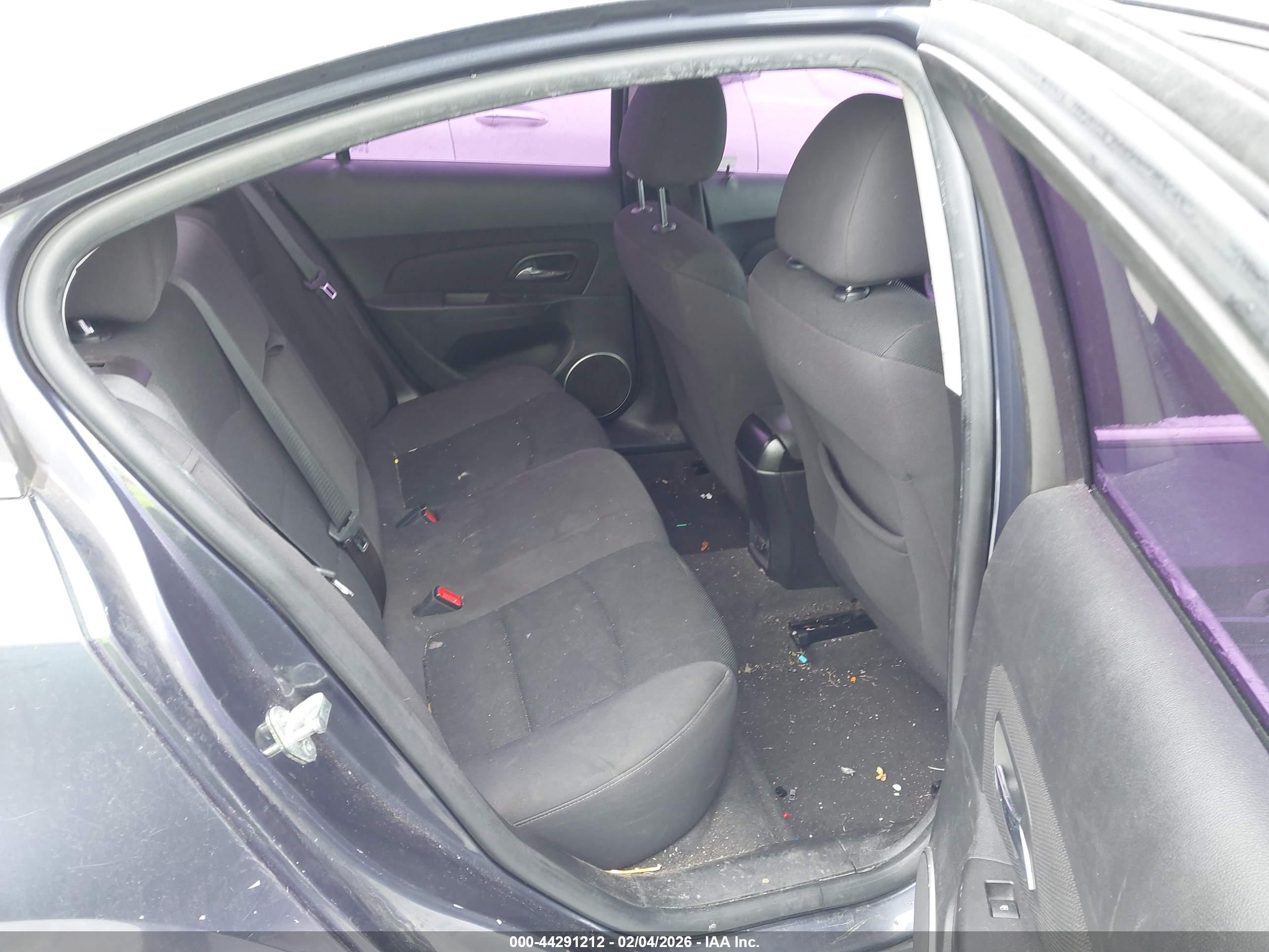 CHEVROLET CRUZE image 8
