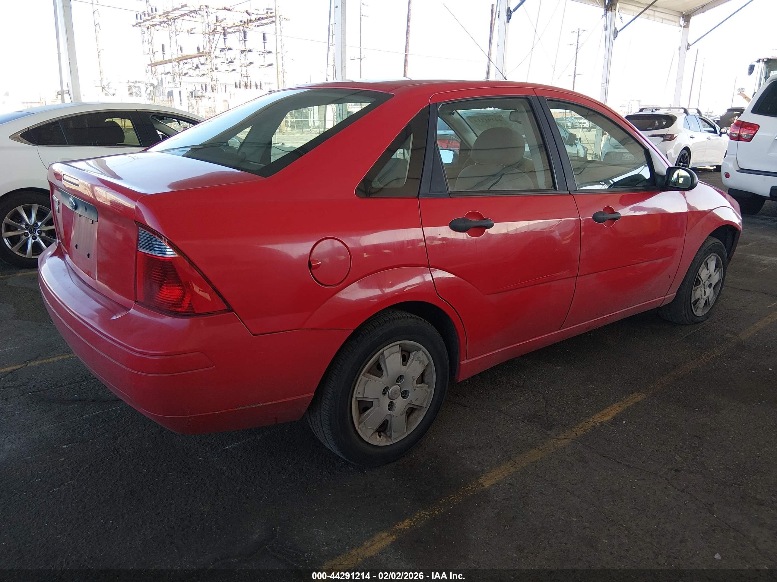 FORD FOCUS image 4