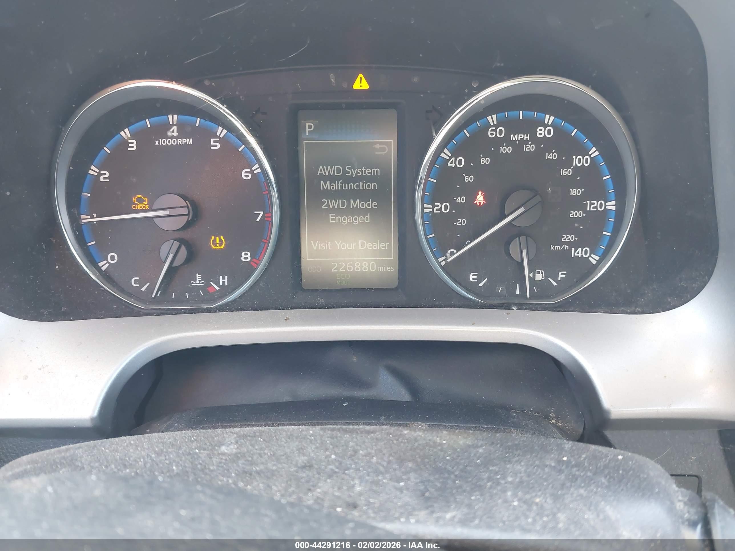 TOYOTA RAV4 image 7