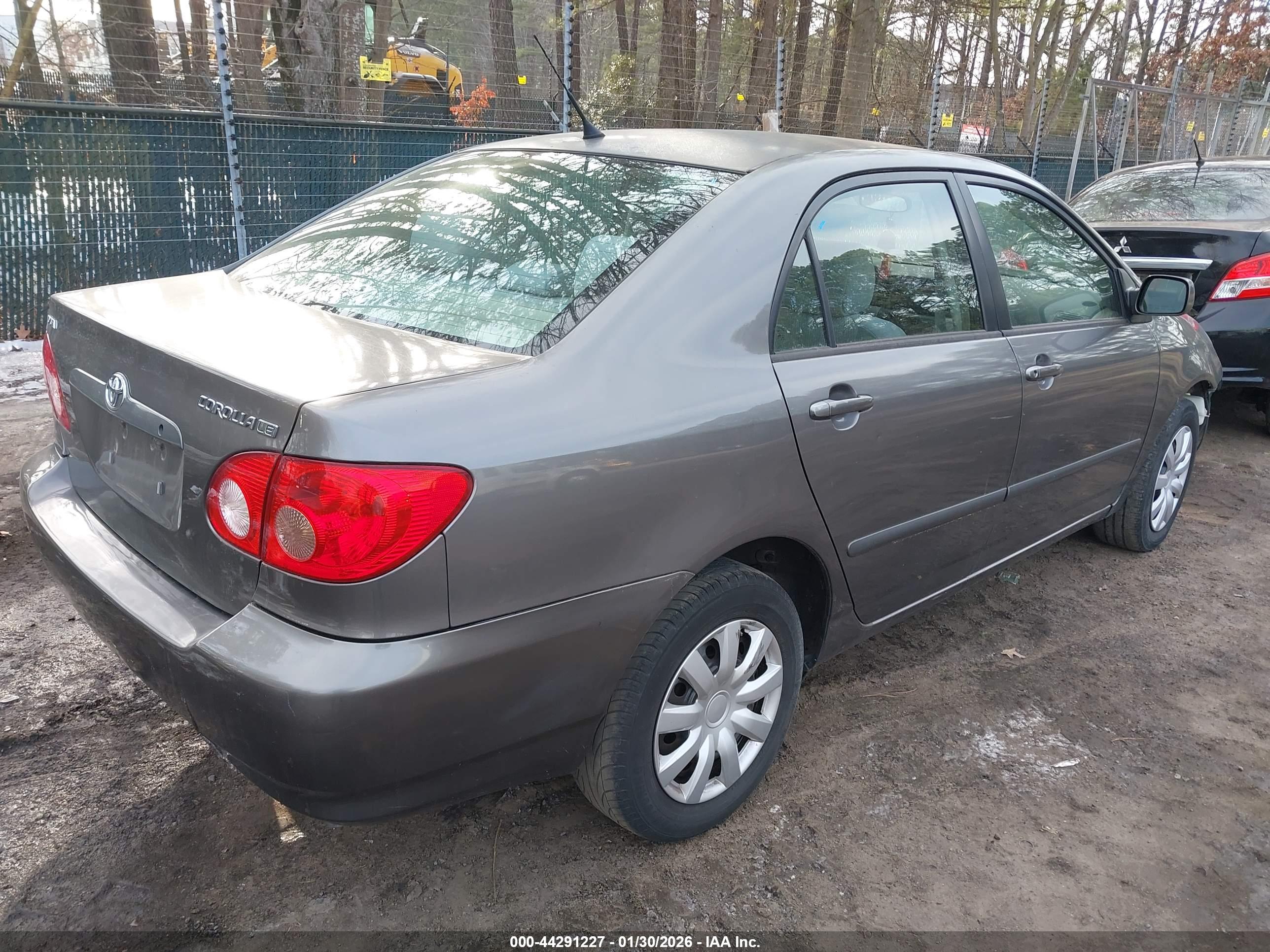 TOYOTA COROLLA image 4