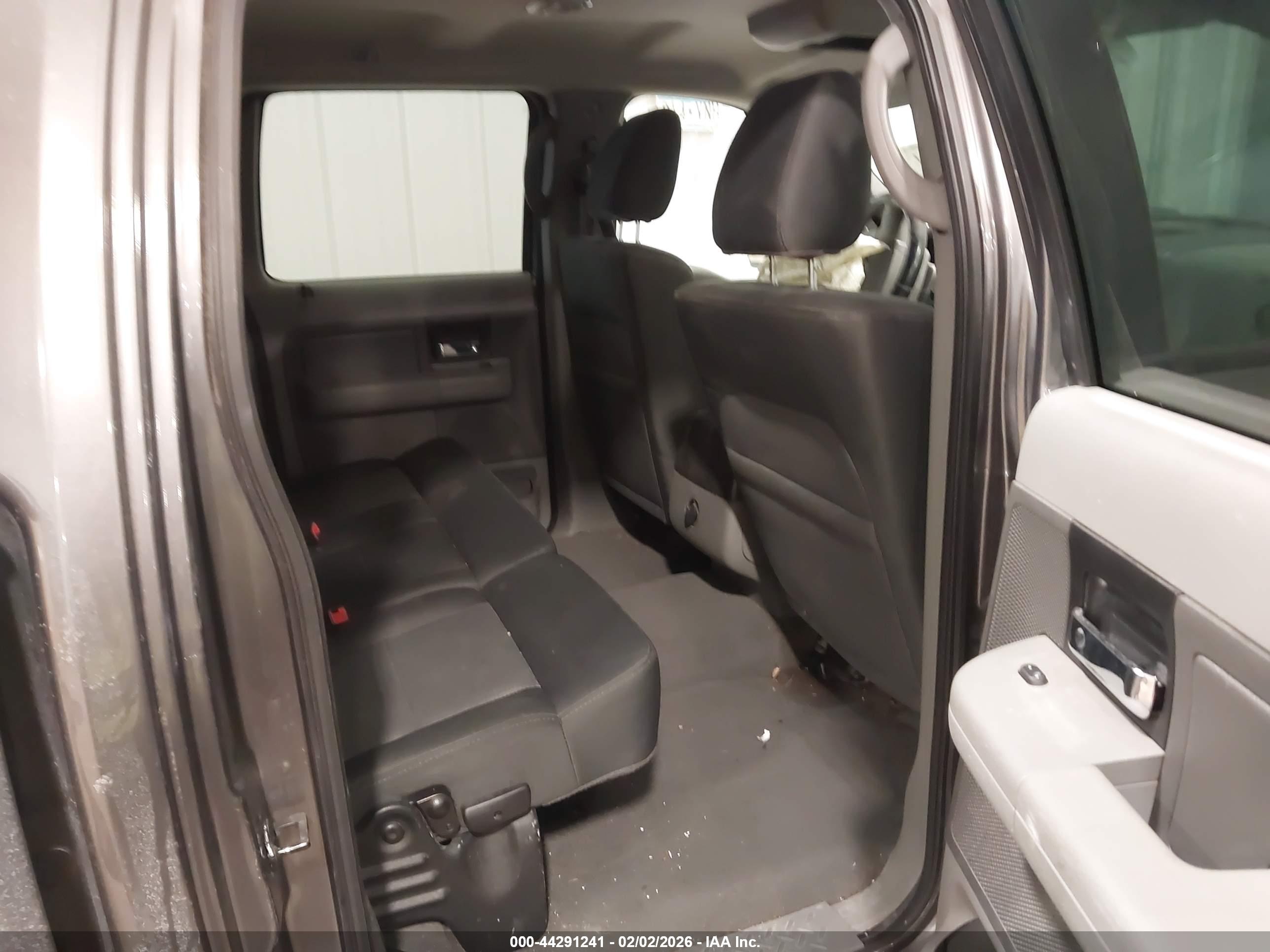 FORD F-150 image 8