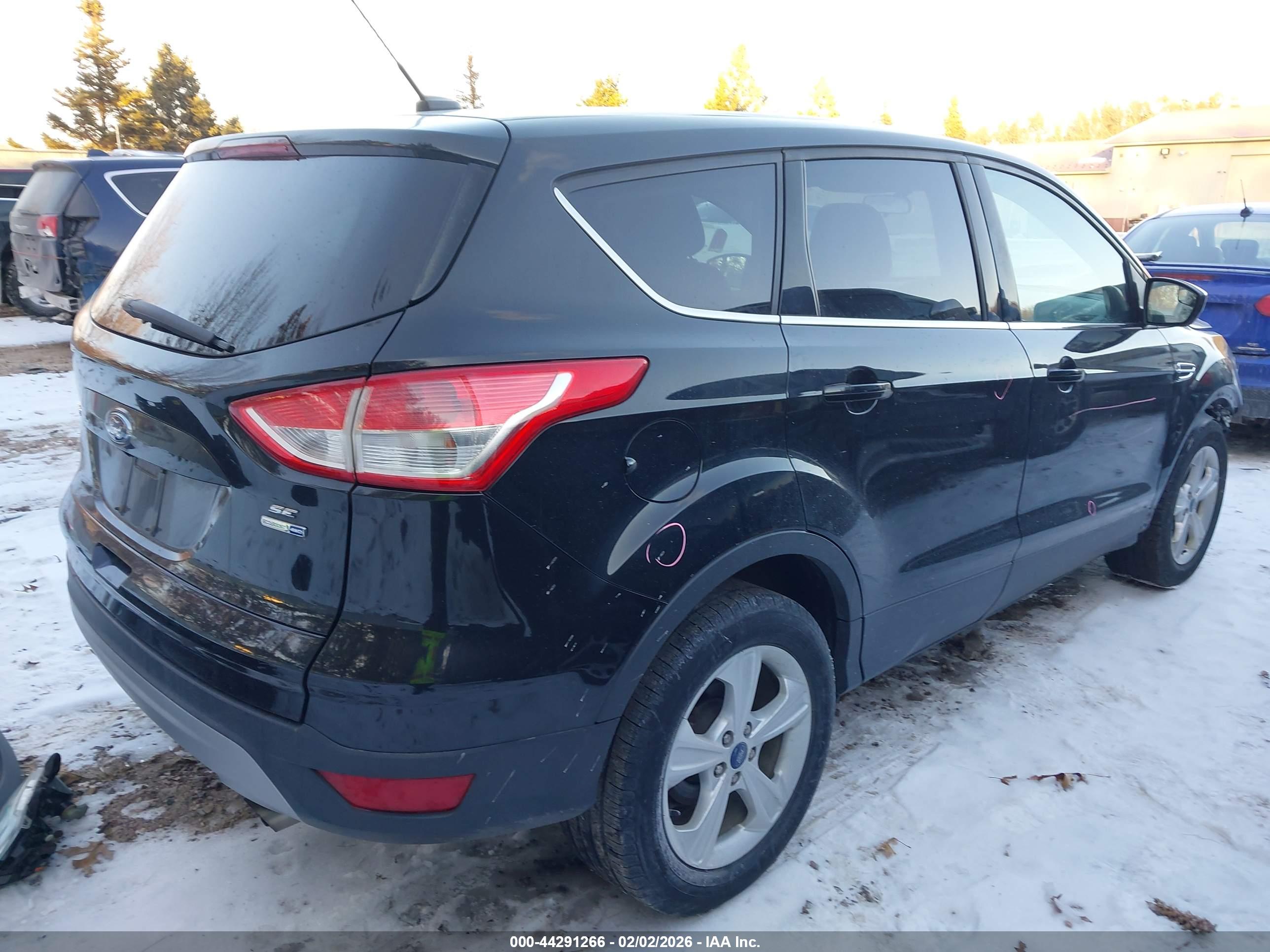 FORD ESCAPE image 4