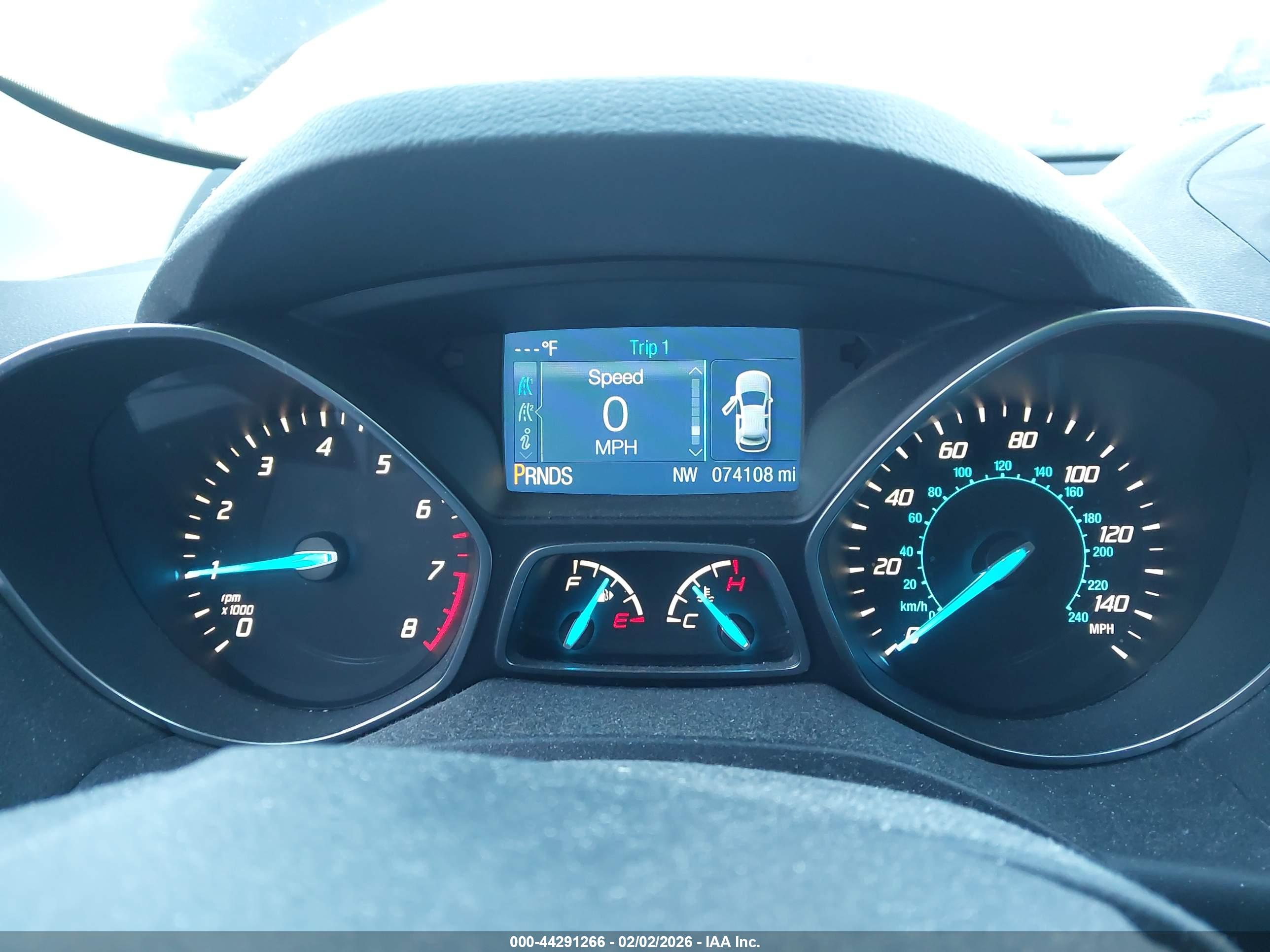FORD ESCAPE image 7
