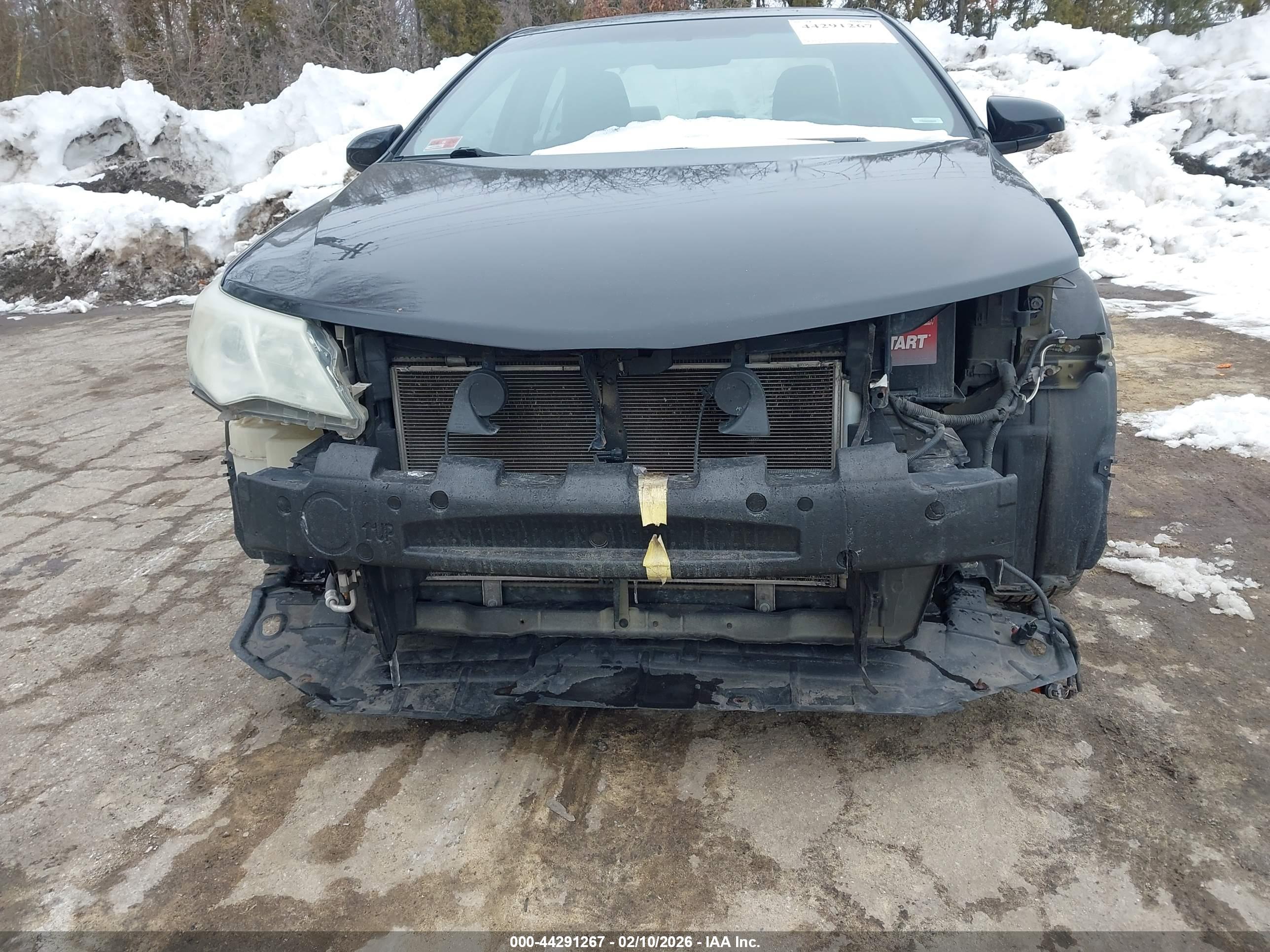TOYOTA CAMRY image 6