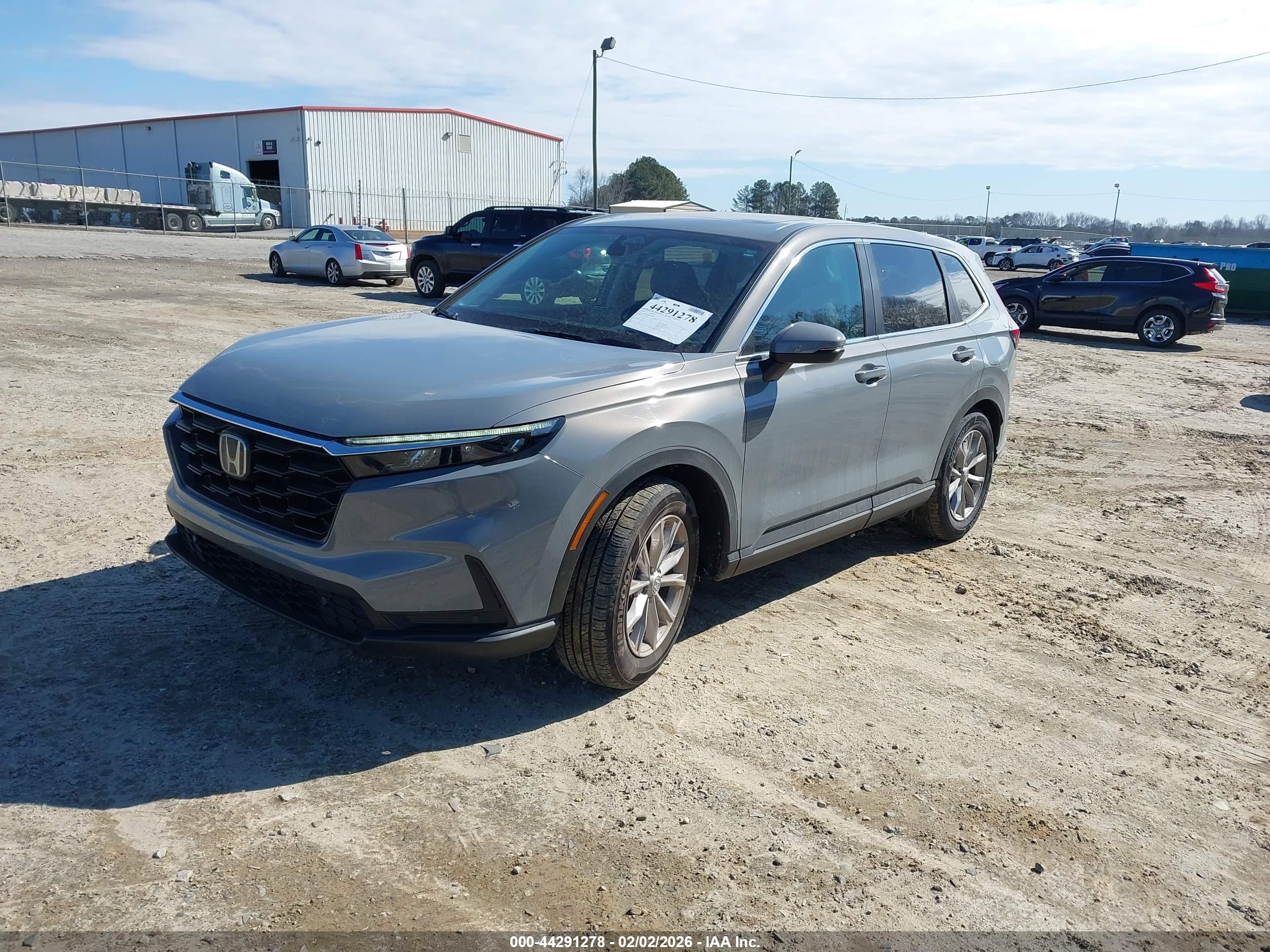 HONDA CR-V image 2