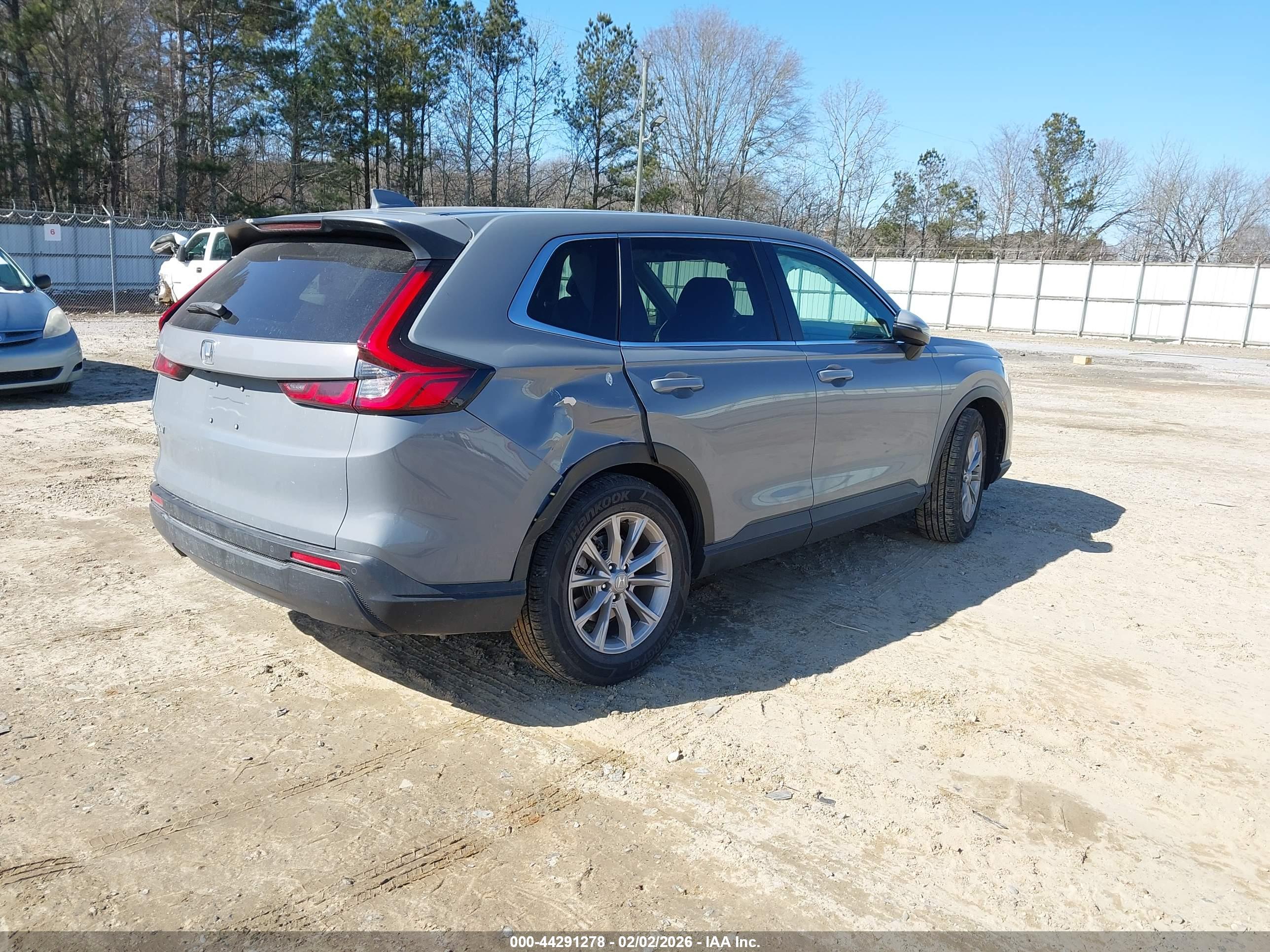 HONDA CR-V image 4
